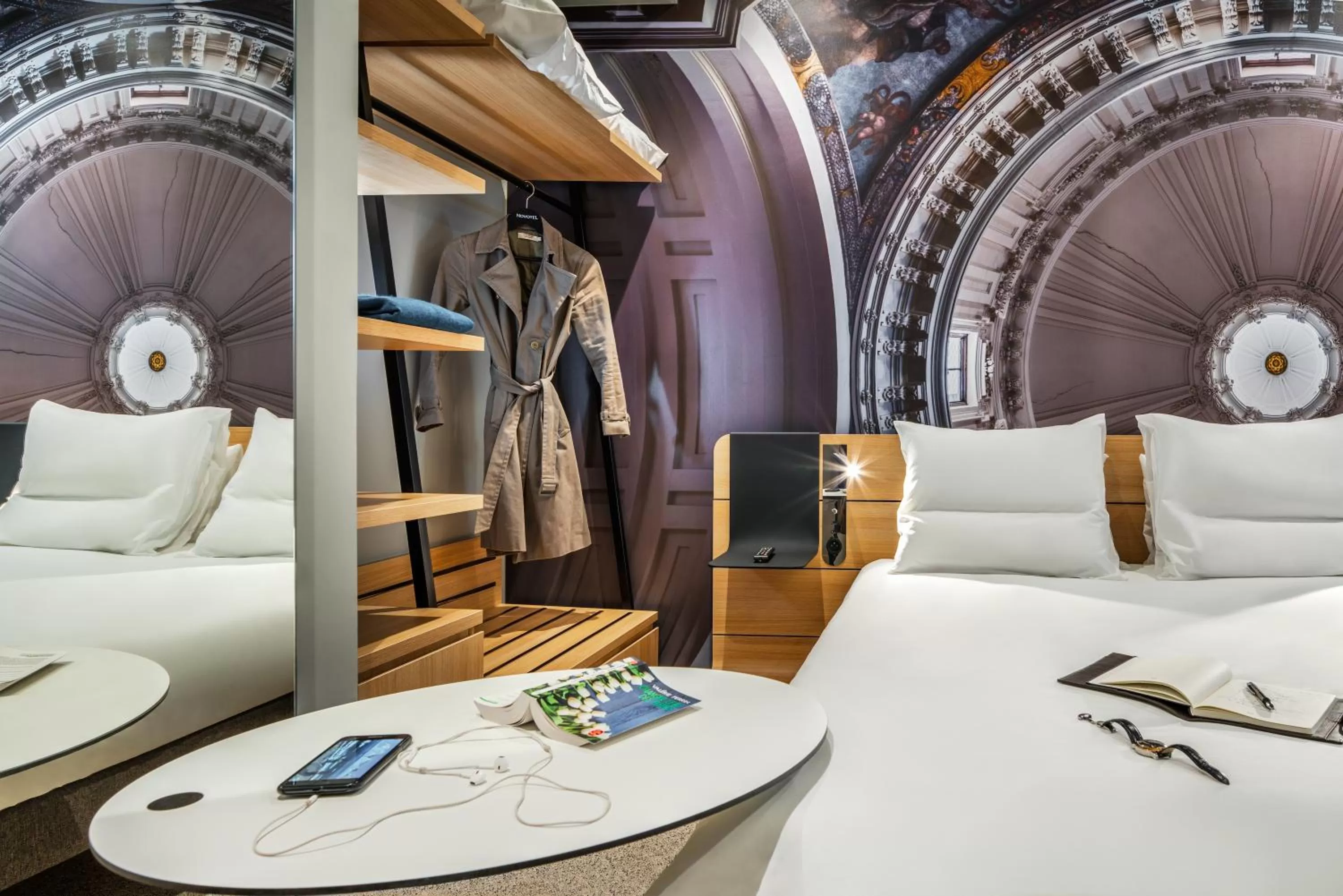 Photo of the whole room, Bed in Novotel Paris 20 Belleville