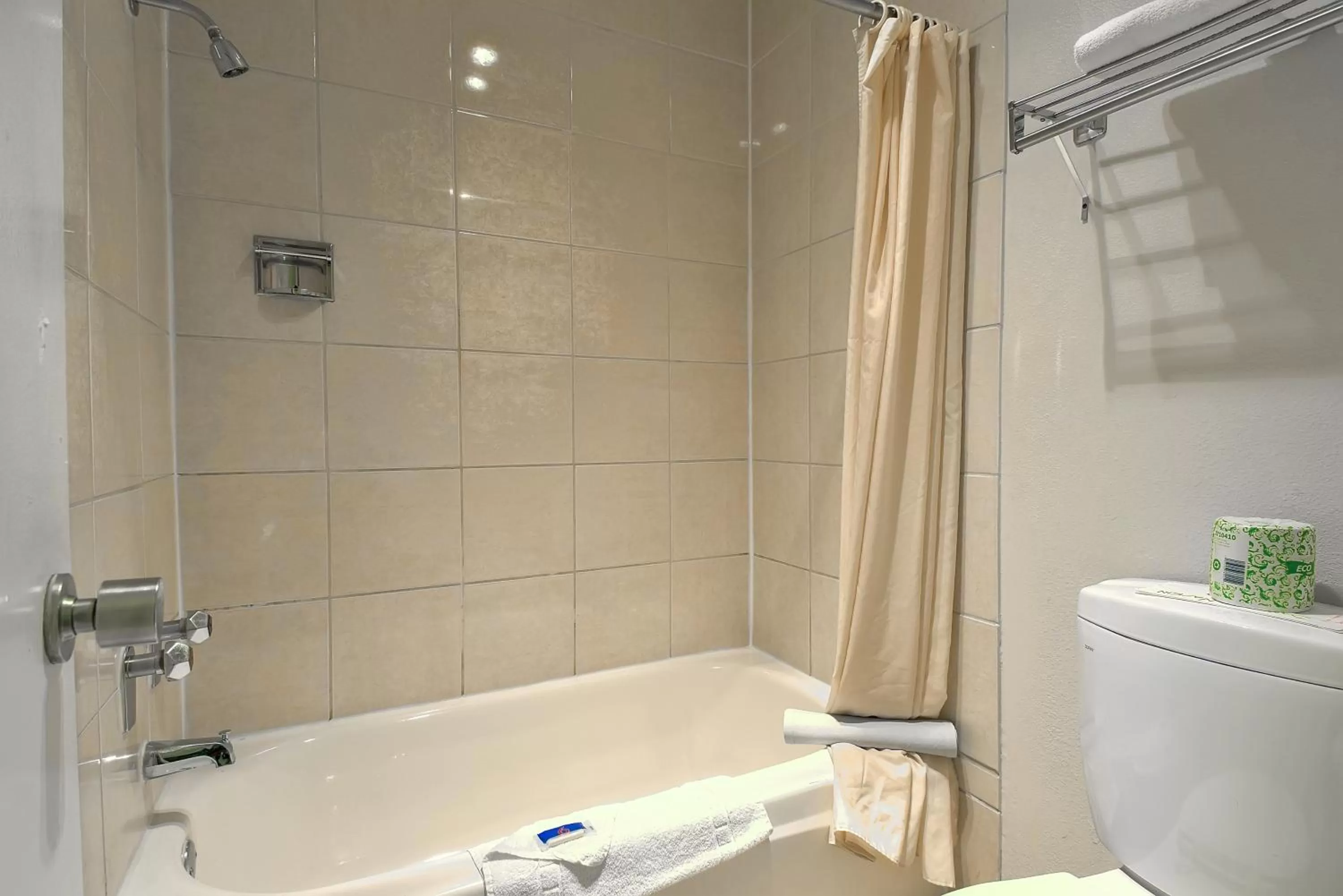 Bathroom in Motel 6-Claremont, CA