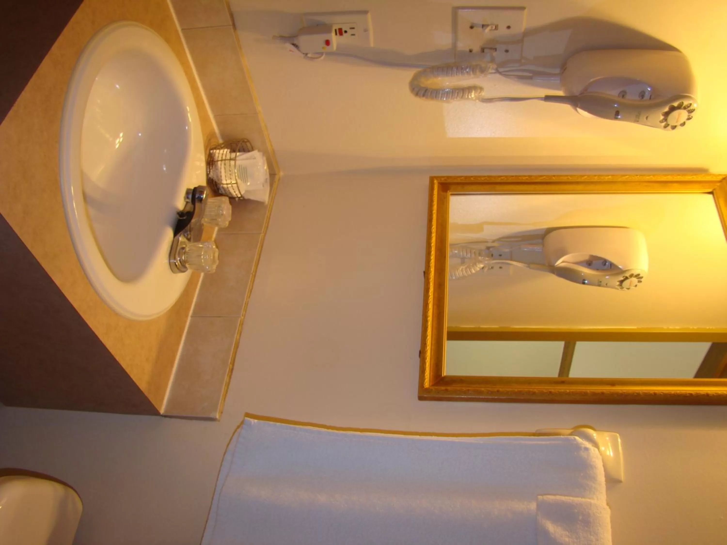 Bathroom in Hotel Quartier Latin