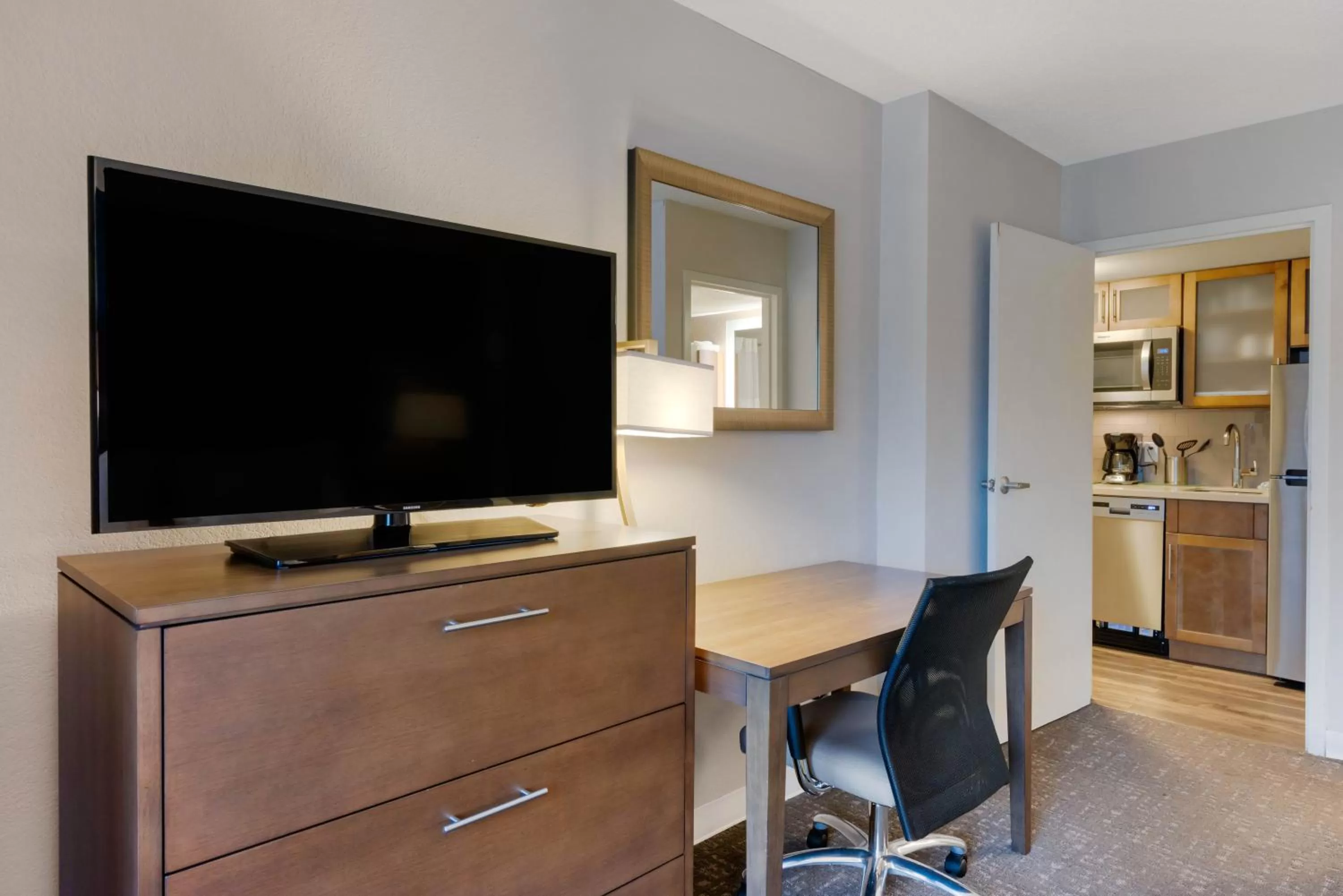 Photo of the whole room in Staybridge Suites Orlando Royale Parc Suites by IHG