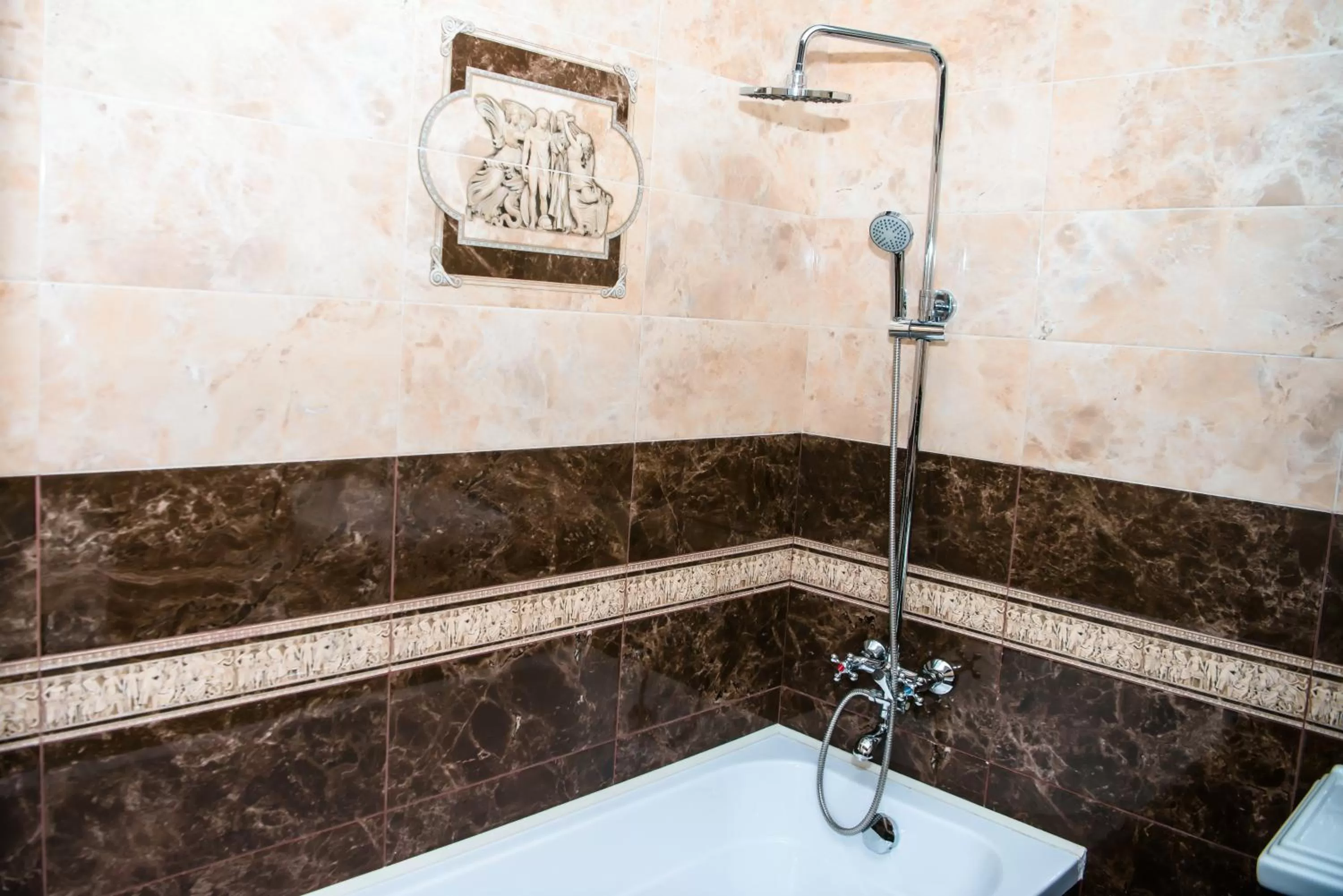 Bathroom in Lion Hotel