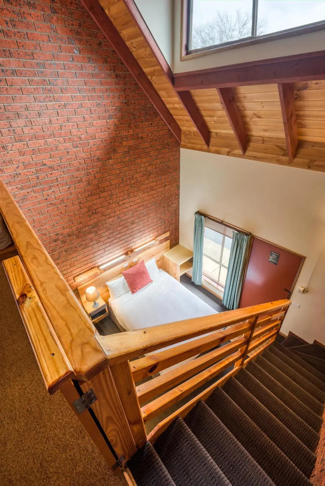 Family Room - Split Level in AAt 28 Goldsmith Motel Family Room - Split Level in AAt 28 Goldsmith Motel