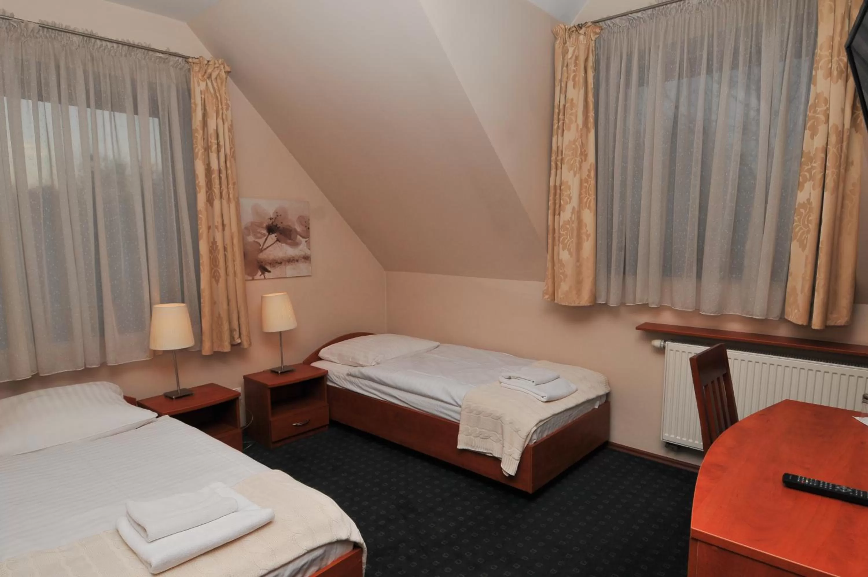 Photo of the whole room, Bed in Willa Pory Roku