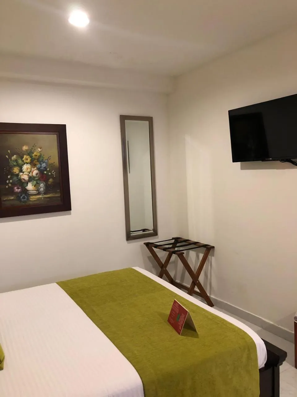 TV and multimedia, Bed in Hotel Karlo By GHO Hoteles