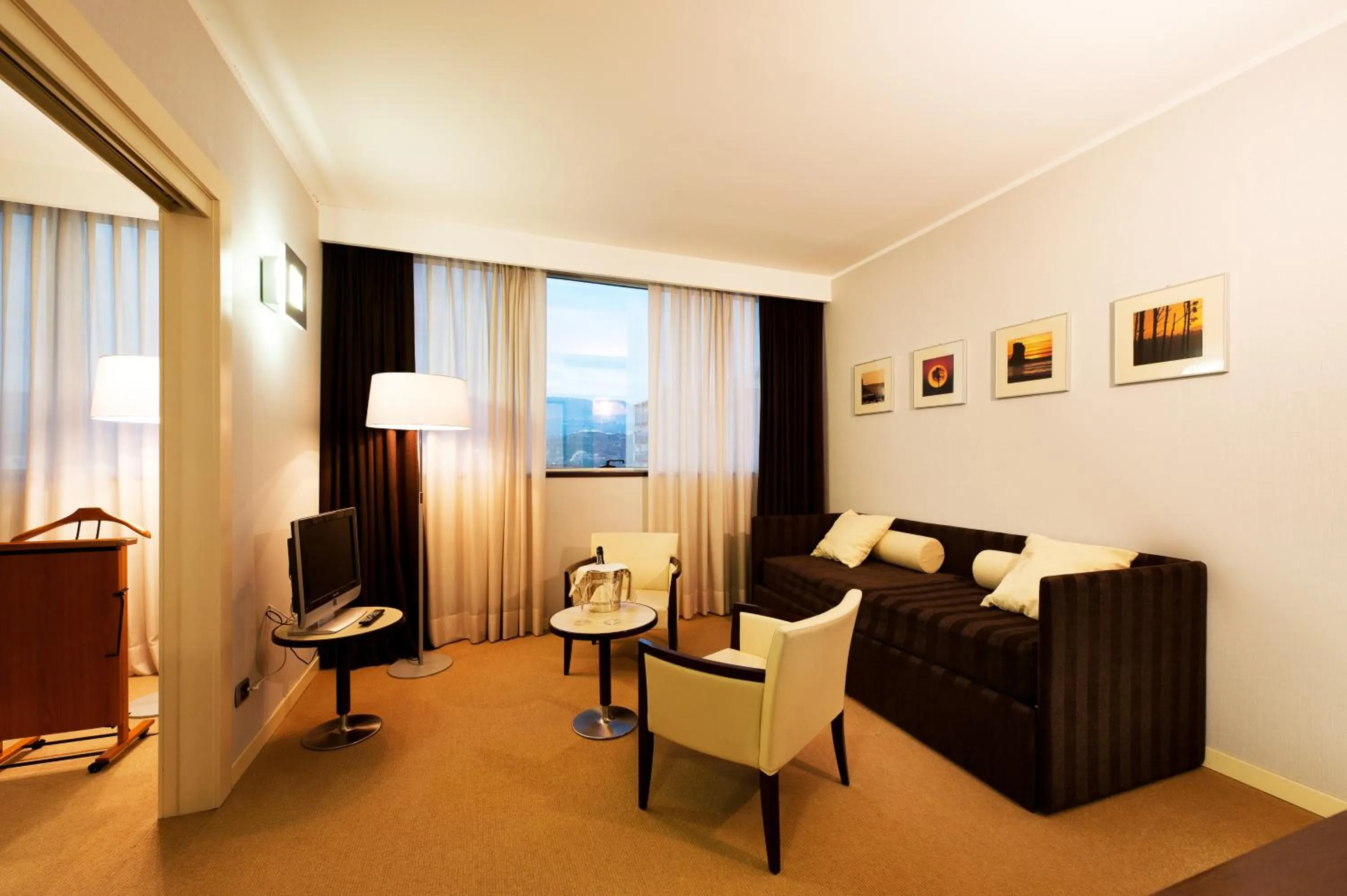 Decorative detail in Italiana Hotels Cosenza