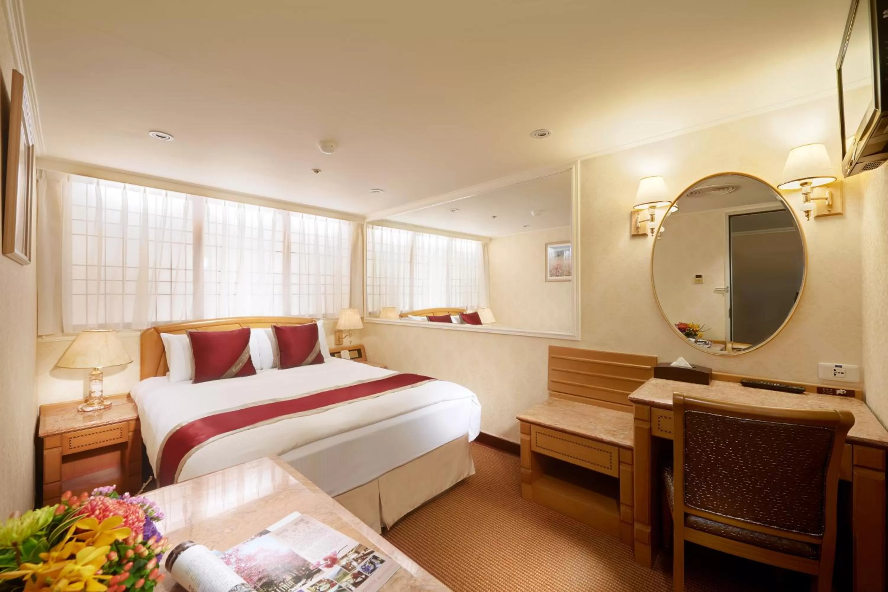 Economy Room (No Window) in Cosmos Hotel Taipei