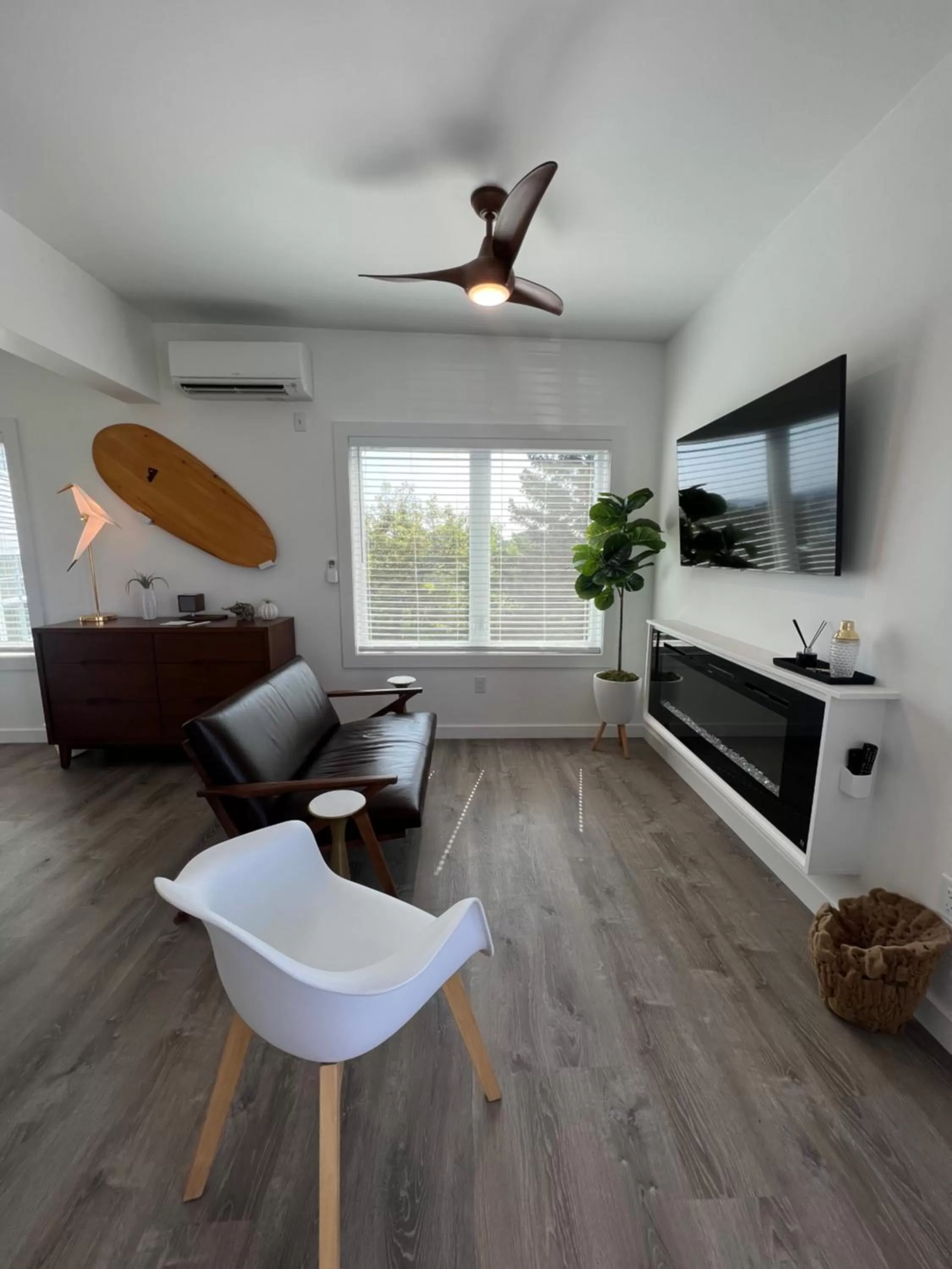 TV and multimedia, Seating Area in ViewPoint Hotel