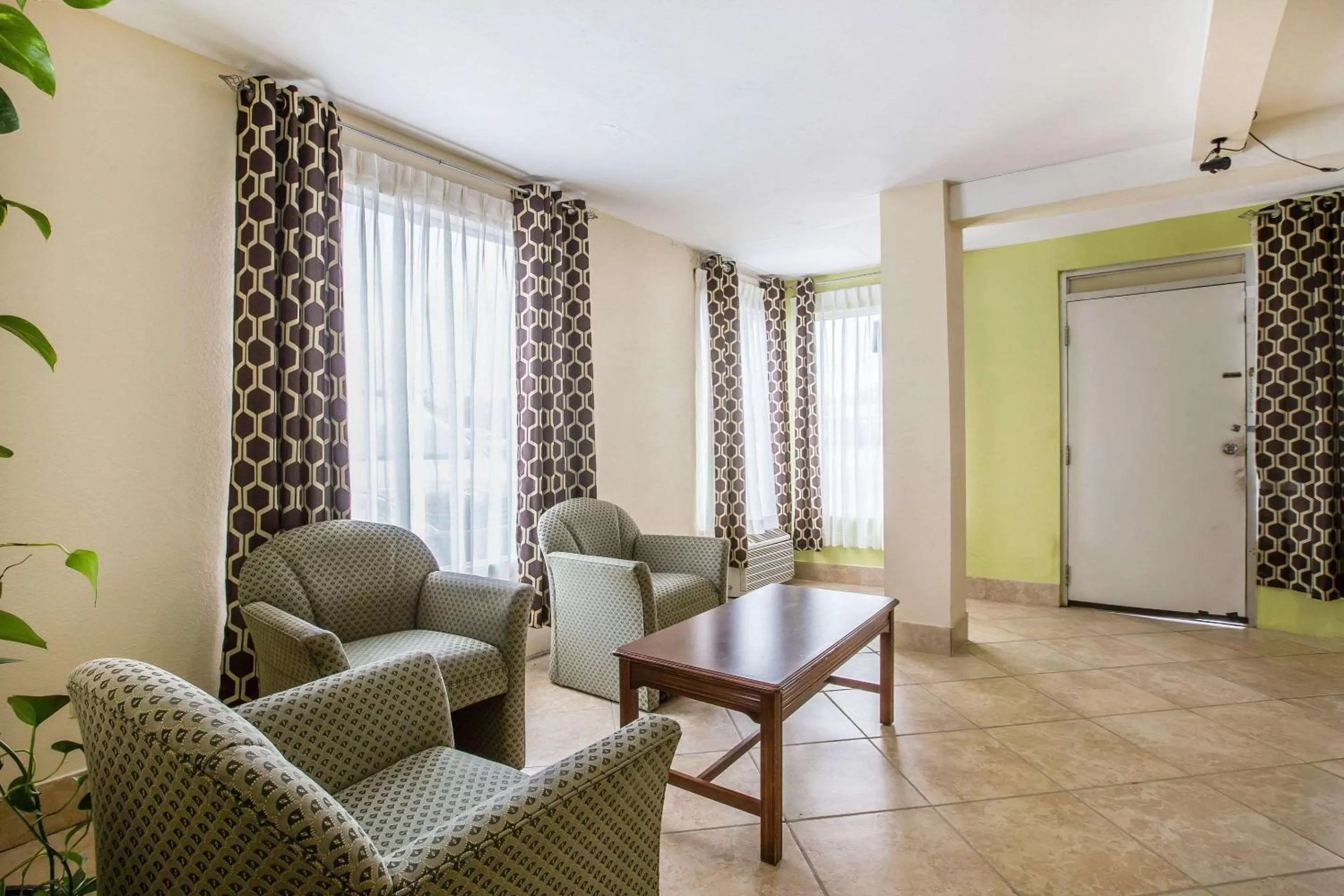 Lobby or reception in Rodeway Inn Laurens