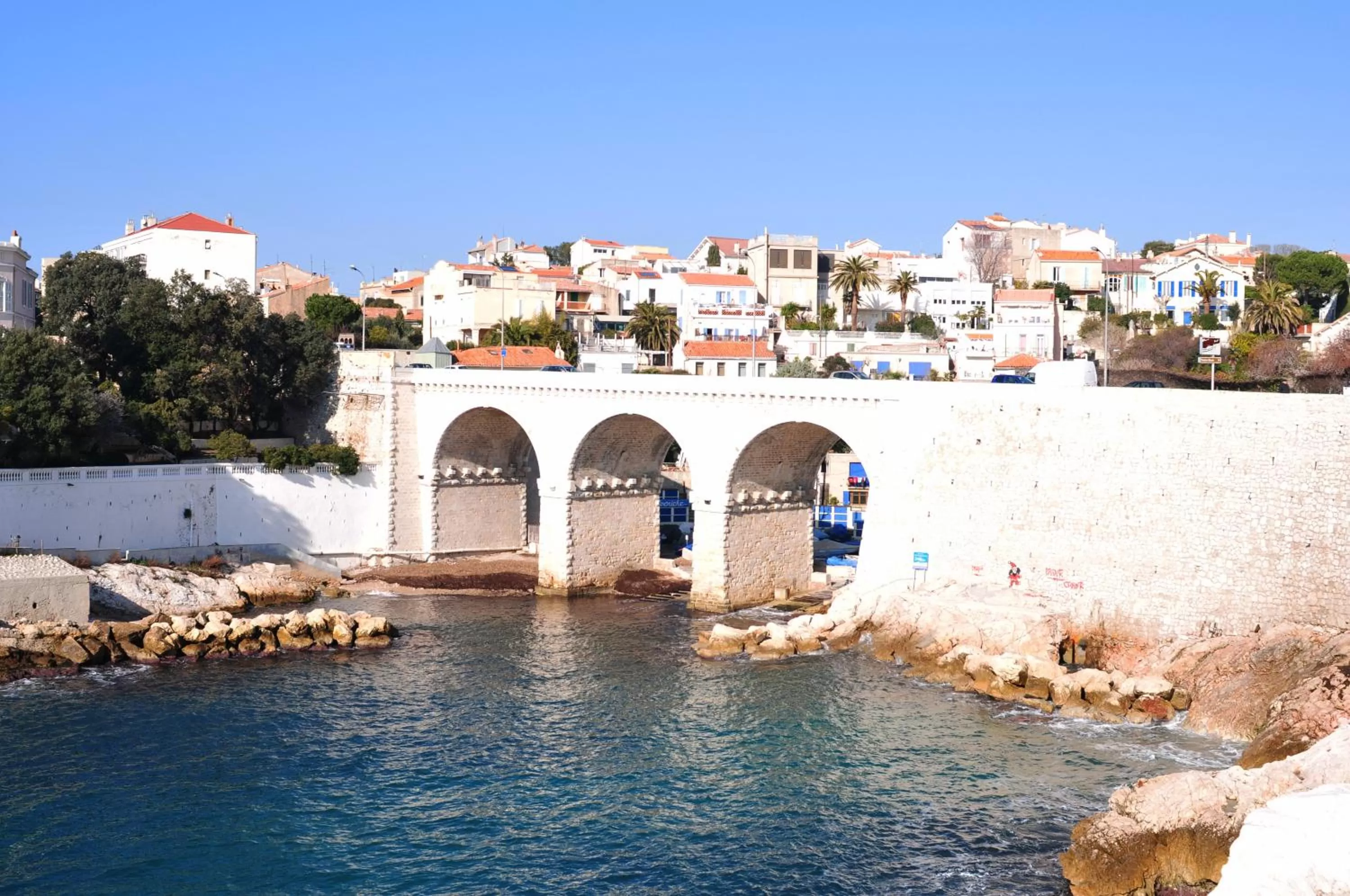 Area and facilities in Le Rhul