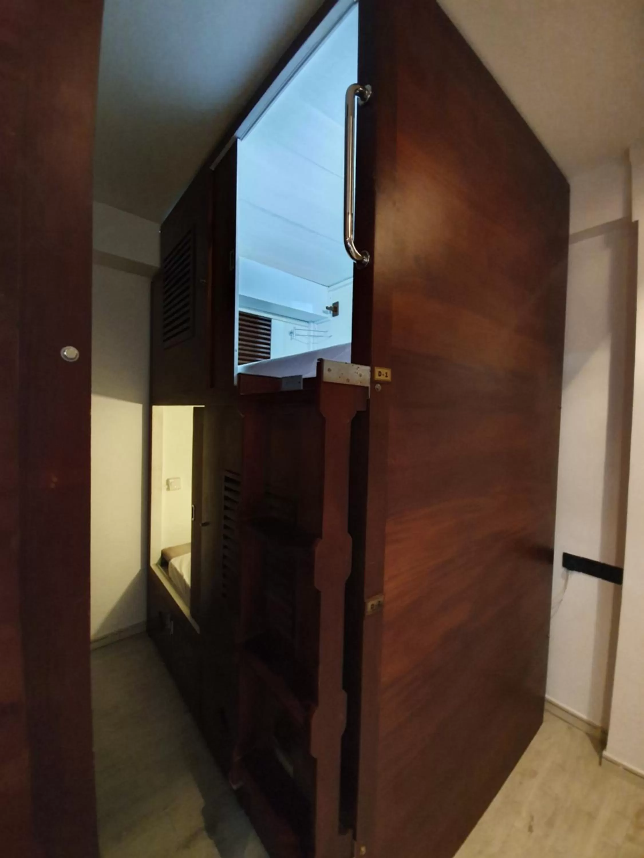 bunk bed in Bed Station 210