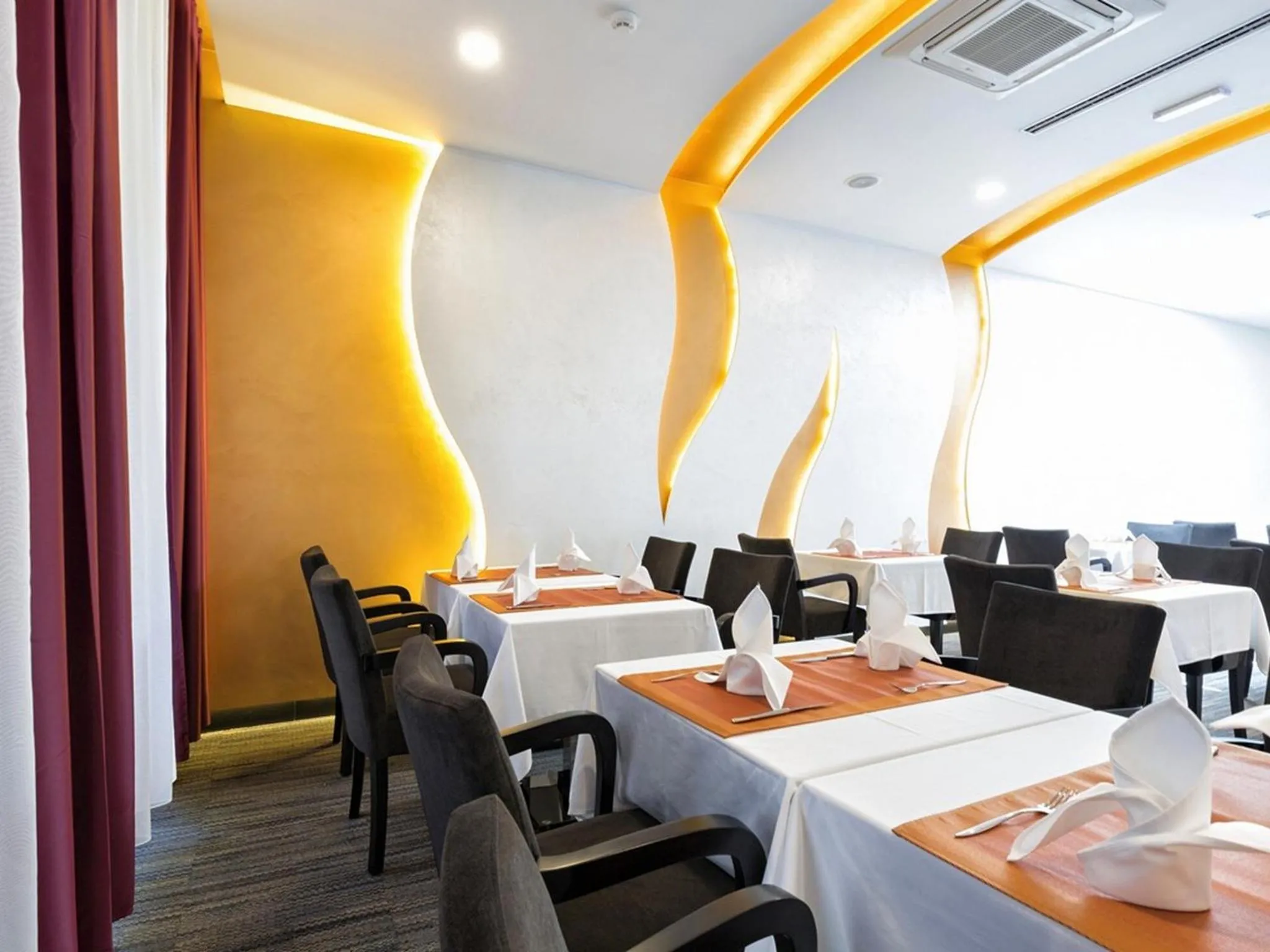 Lounge or bar in Nova City Garni Hotel Signature Collection