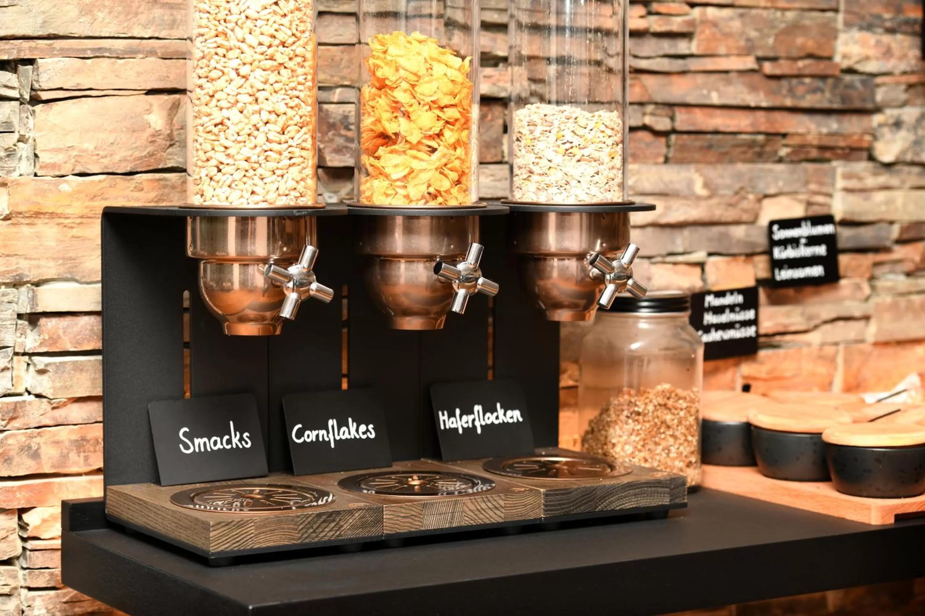 Buffet breakfast in St Hubertus BnB