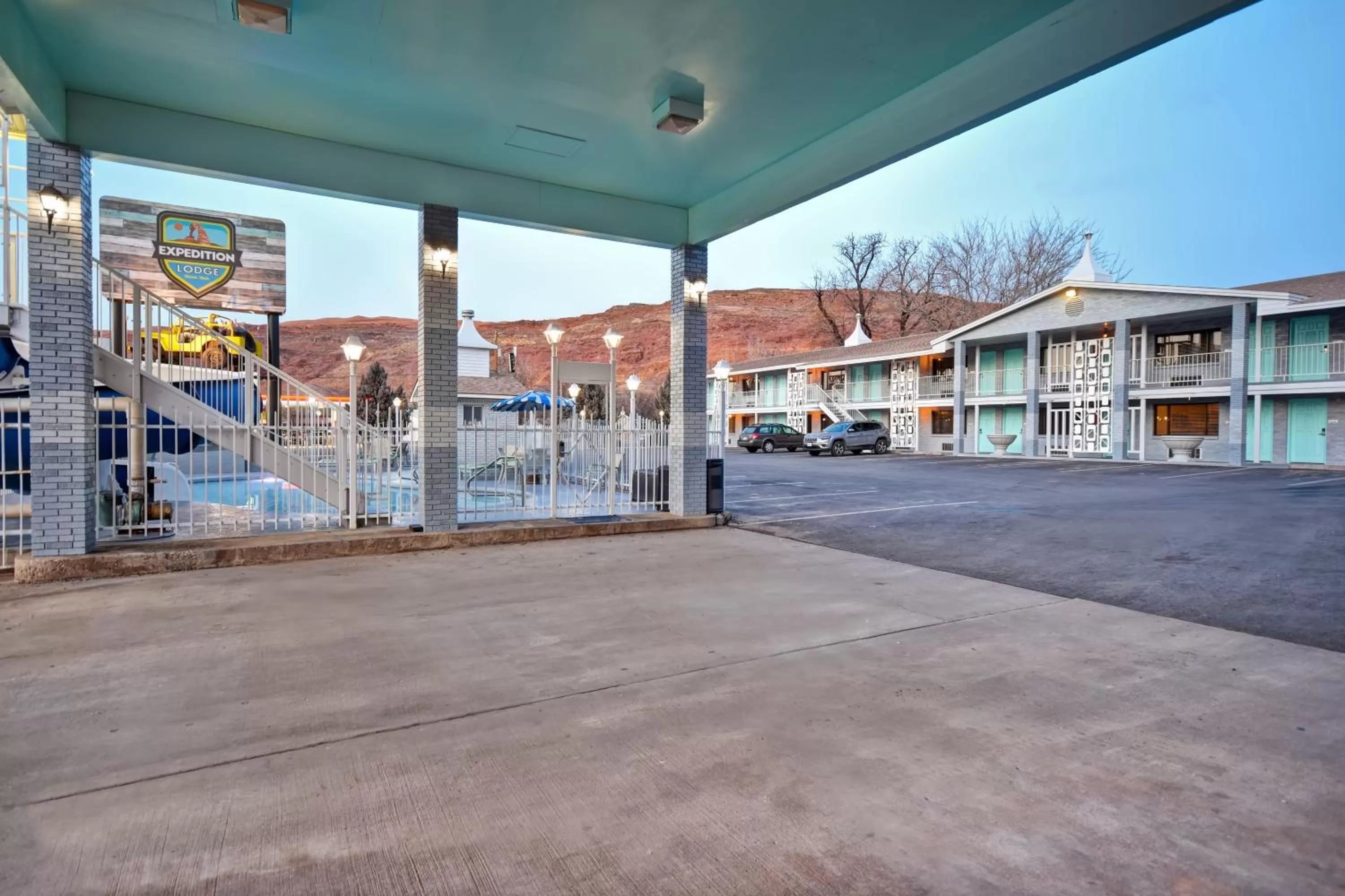 Property building in Expedition Lodge Moab Arches National Park