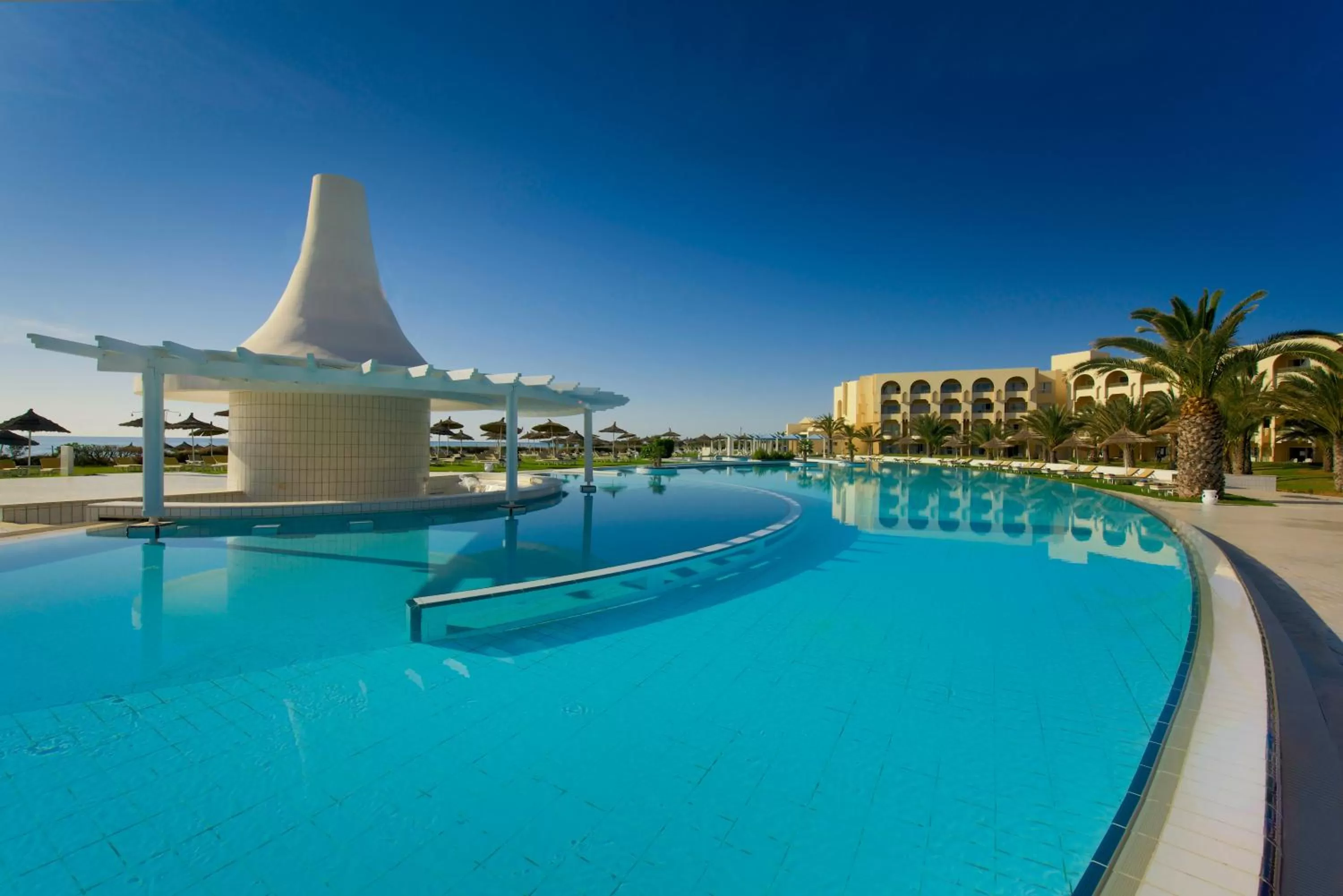 Swimming pool in Iberostar Waves Averroes