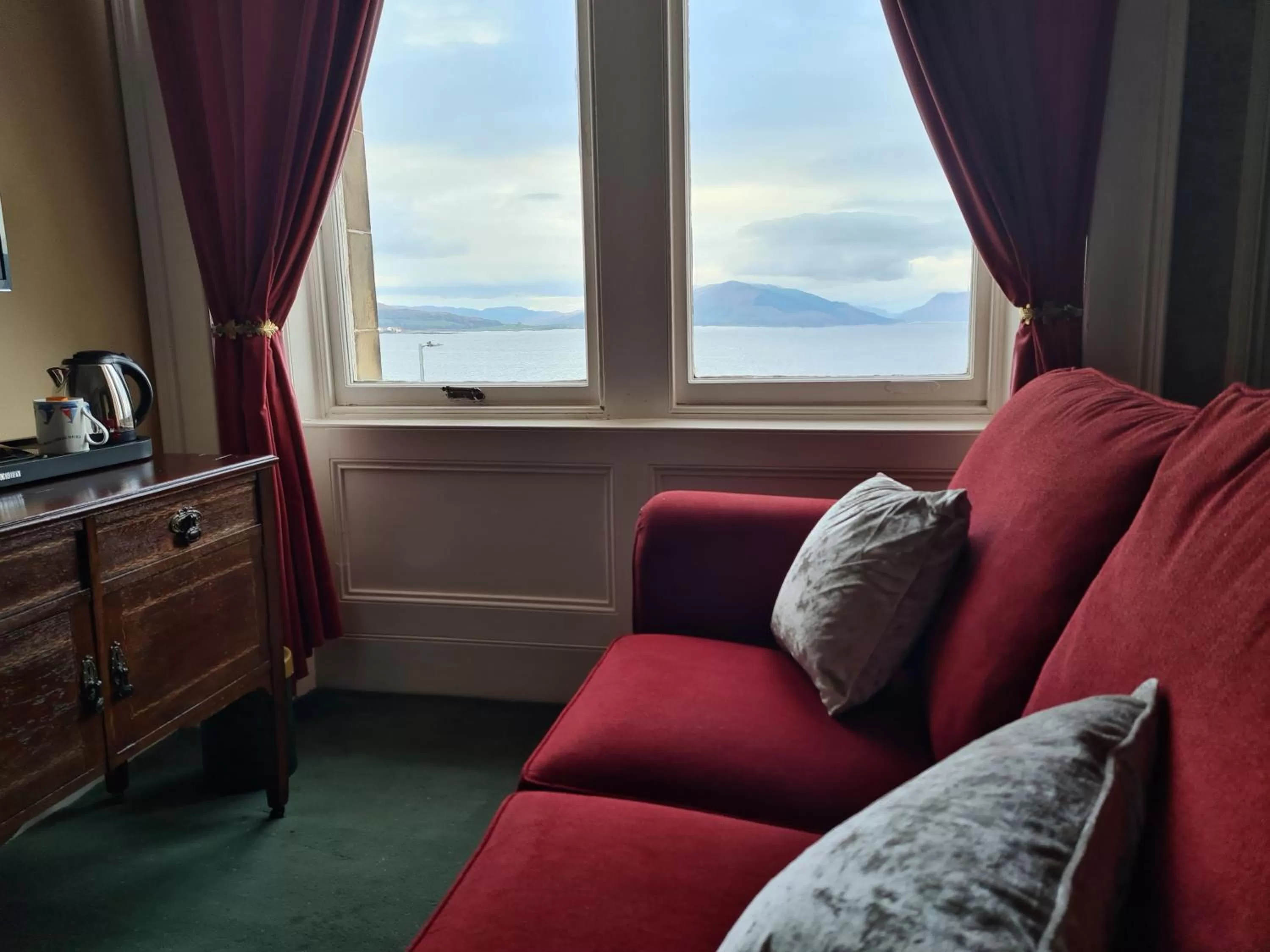 Sea view in St.Ebba B&B