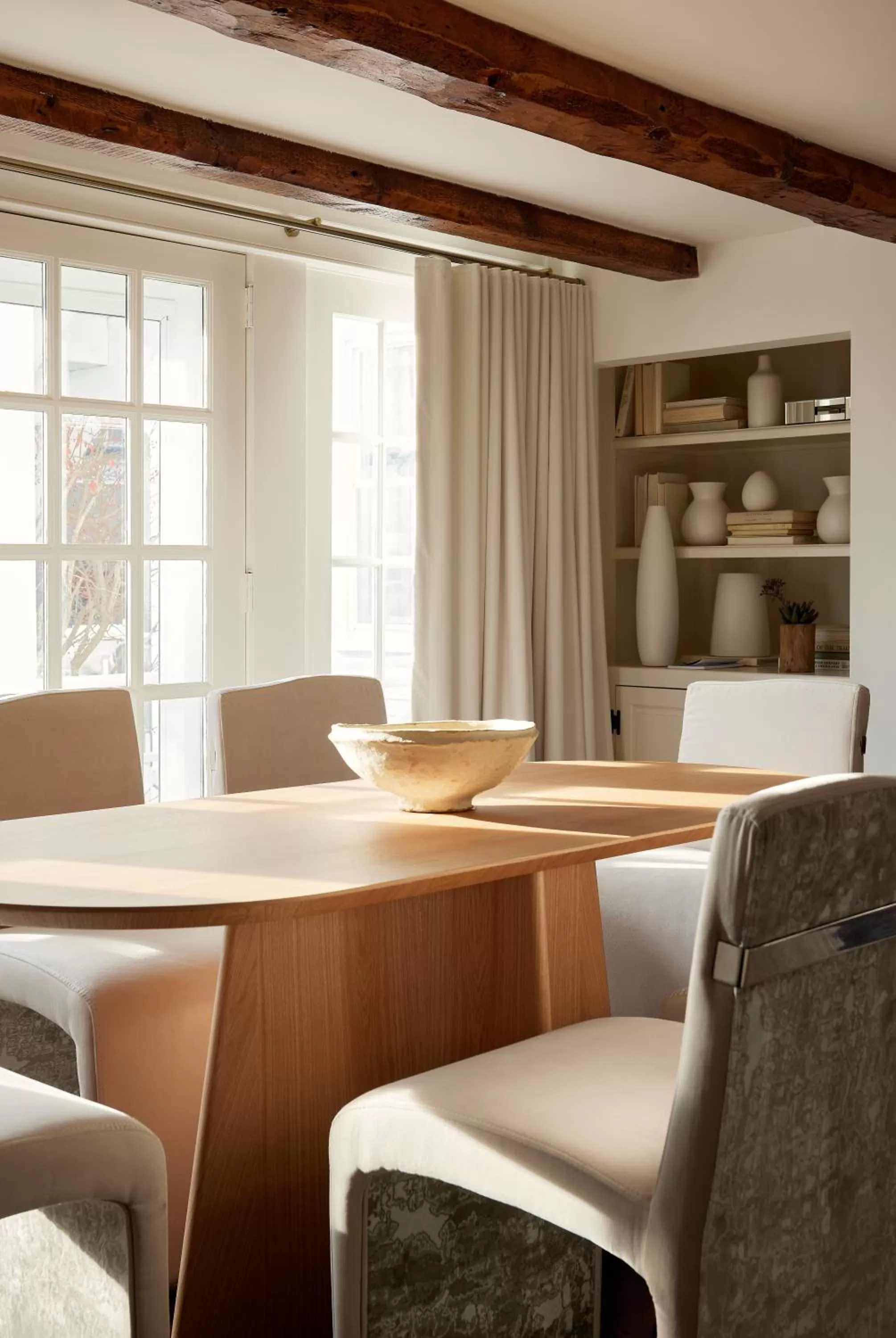 Dining area in Kennebunkport Captains Collection