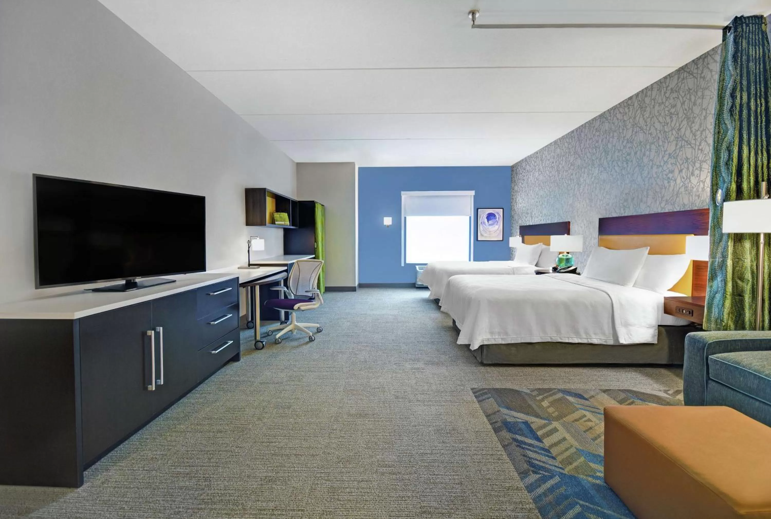 Bedroom, Bed in Home2 Suites By Hilton Lawrenceville Atlanta Sugarloaf, Ga