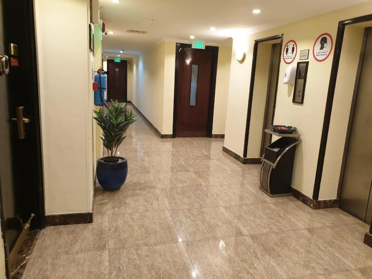 Property building in Palm Beach Hotel