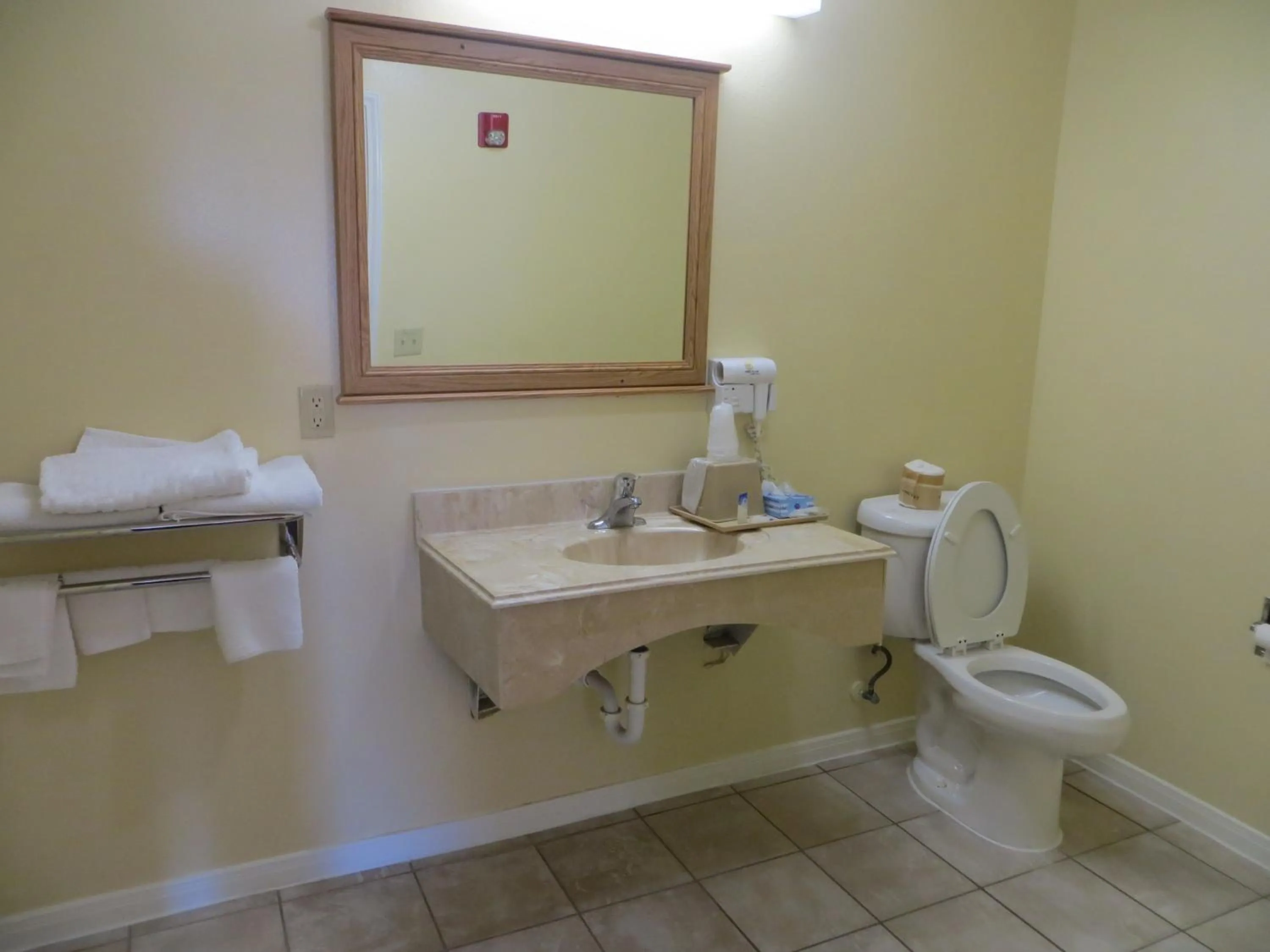 Bathroom in Americas Best Value Inn & Suites Hempstead