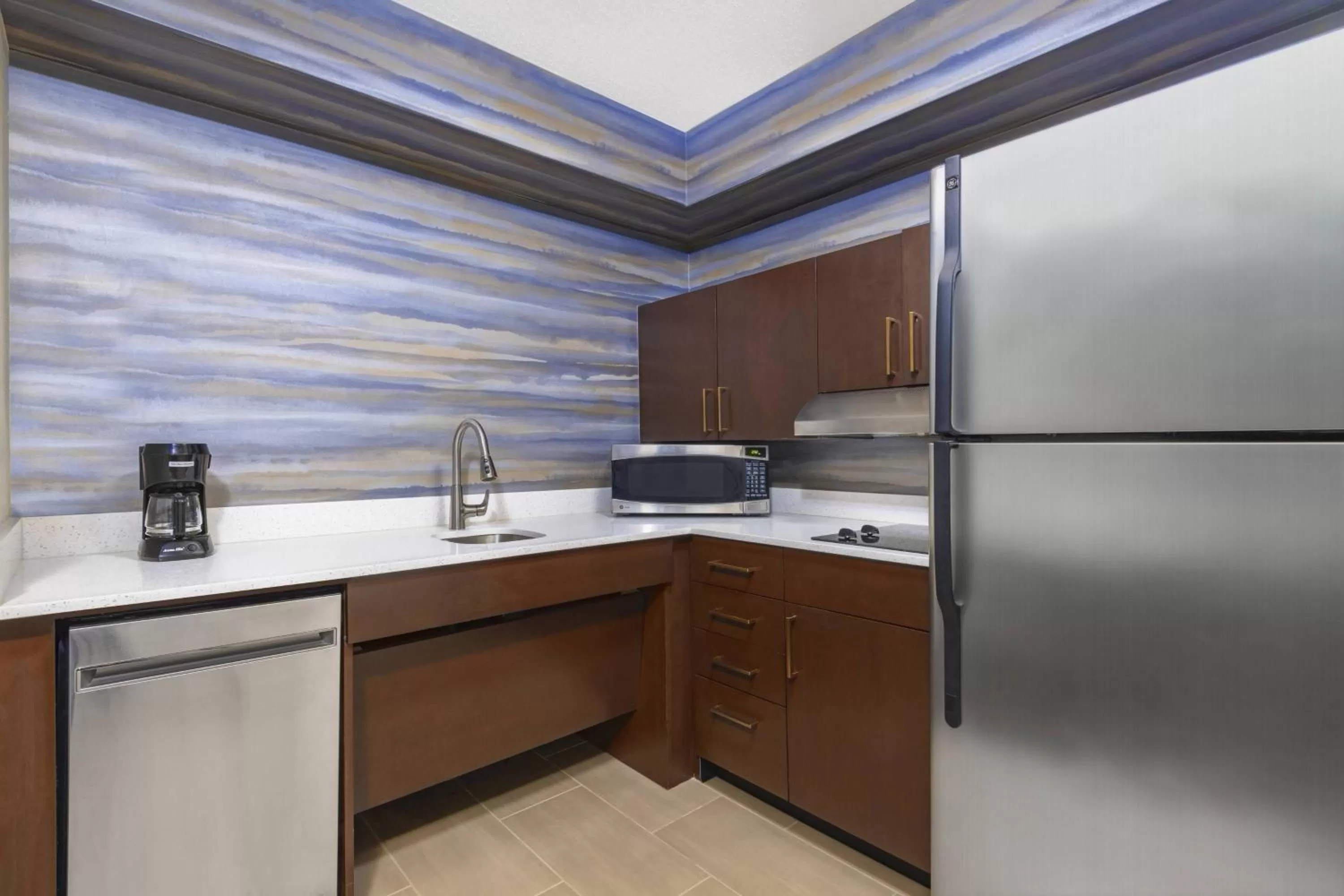 Kitchen or kitchenette in Residence Inn Indianapolis Downtown on the Canal