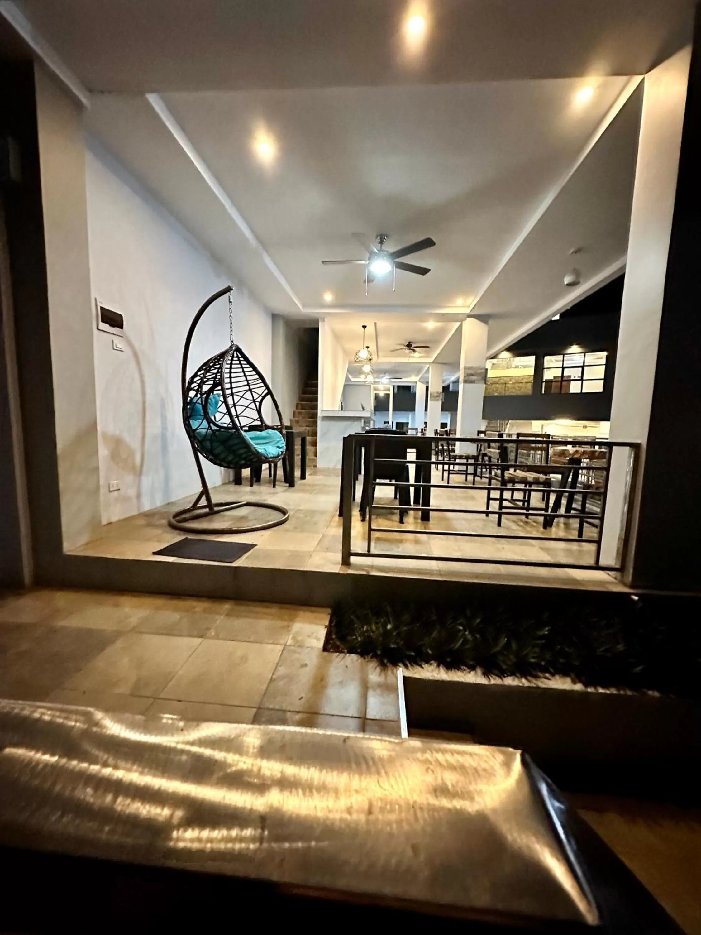 Restaurant/places to eat in Harbour Bliss Hotel