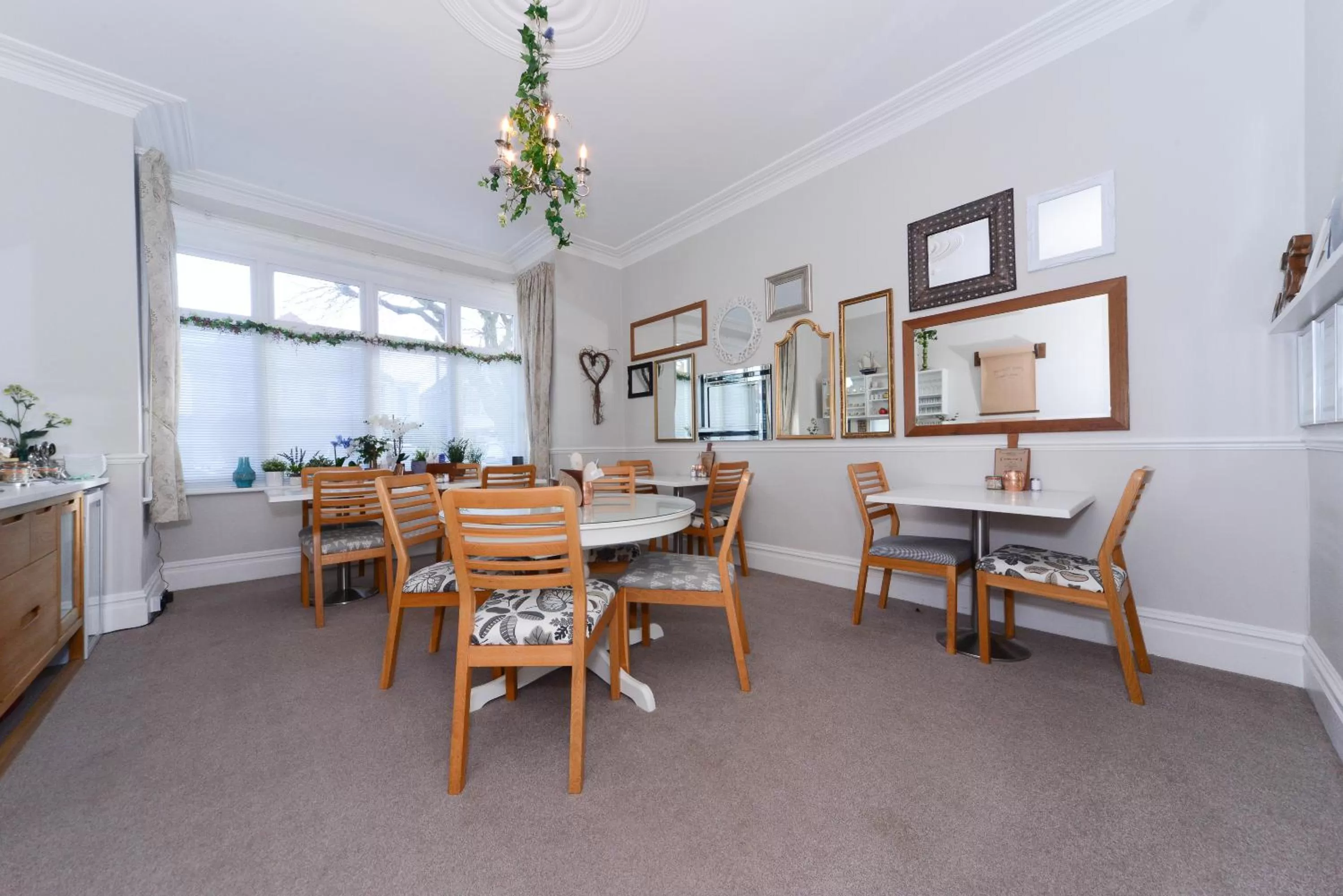 Breakfast in Mory House