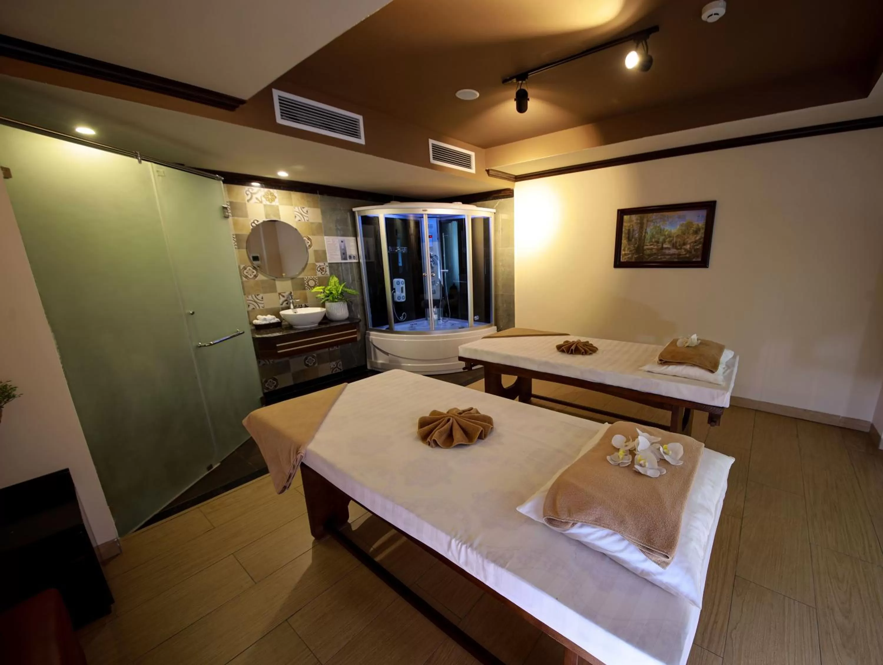 Spa and wellness centre/facilities, Bed in Ninh Binh Legend Hotel