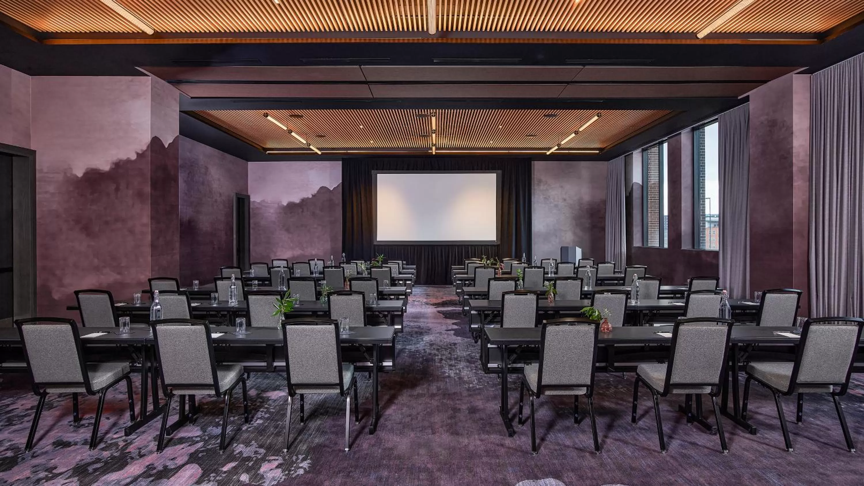 Meeting/conference room in The Rally Hotel at McGregor Square