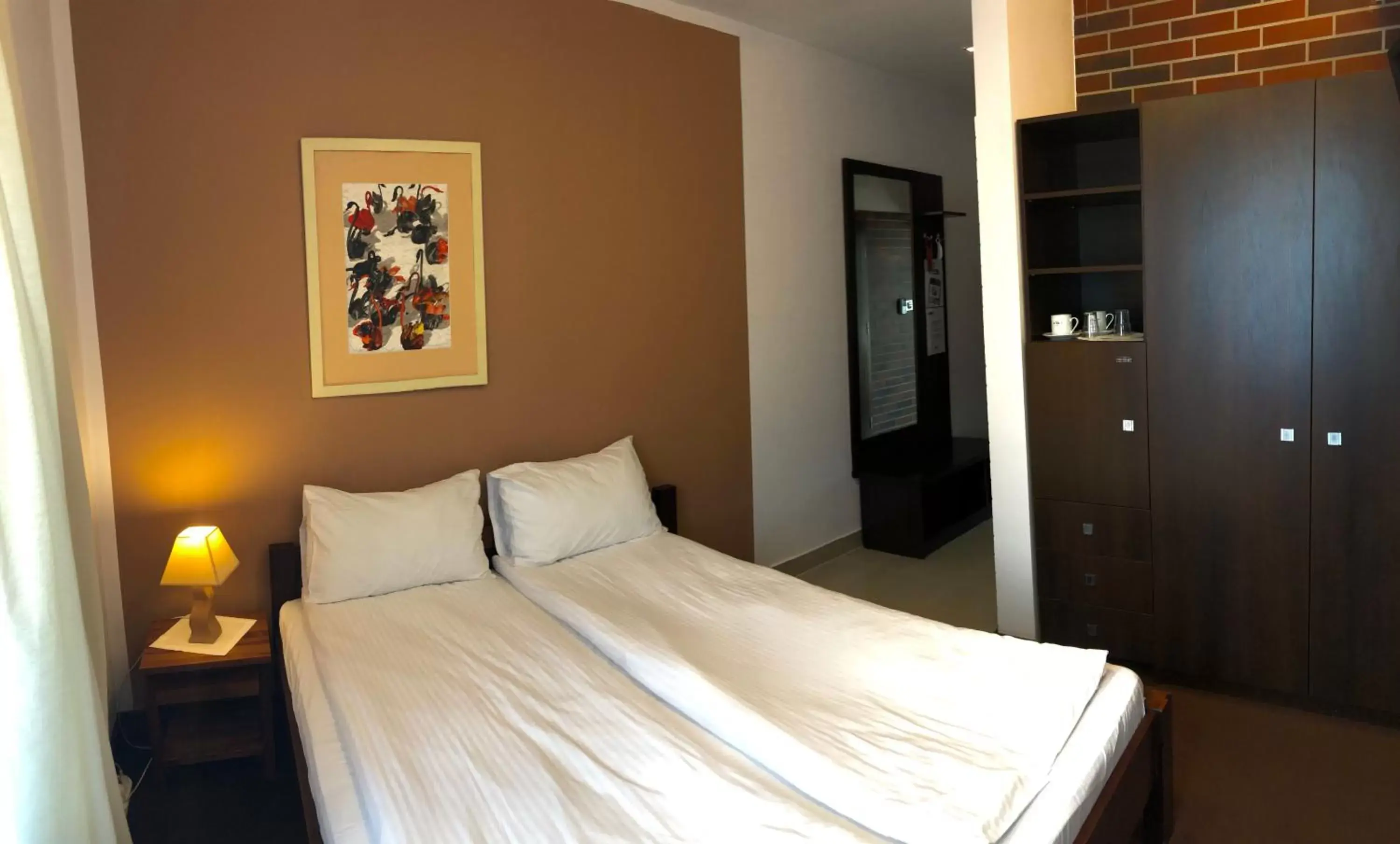 Queen Room - single occupancy in Hotel Olecki Queen Room - single occupancy in Hotel Olecki