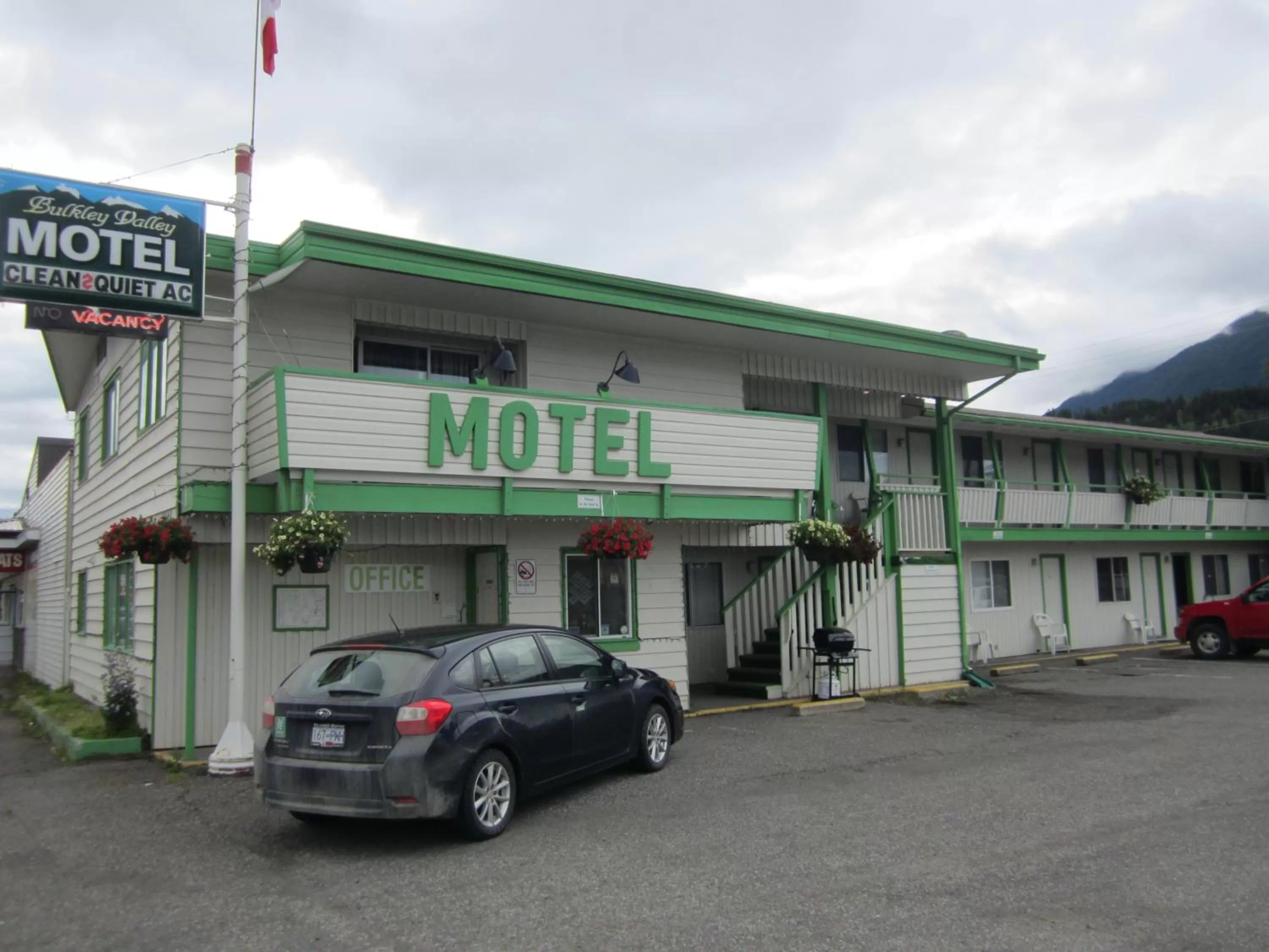 Facade/entrance in Bulkley Valley Motel