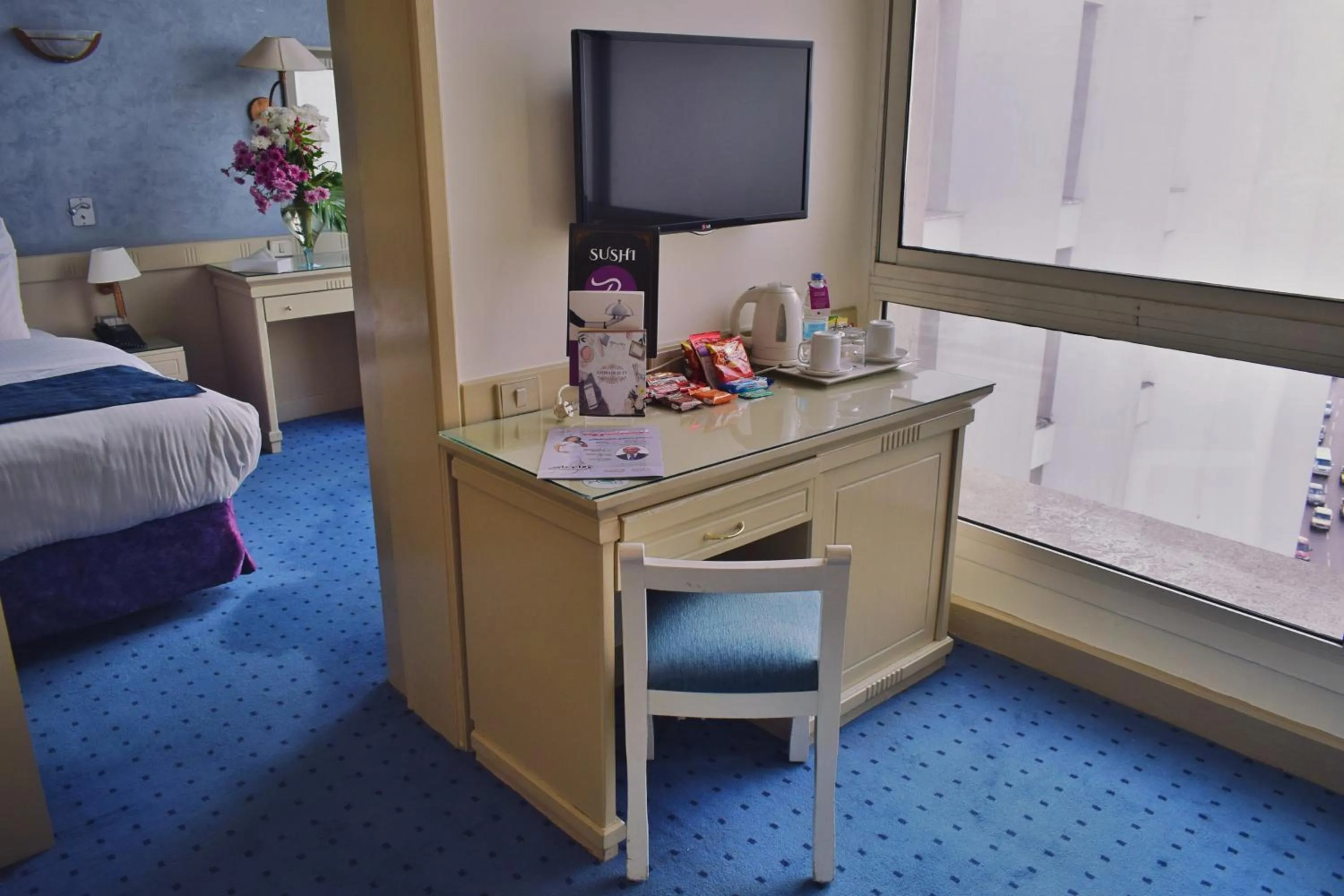 Bed in Romance Alexandria Hotel