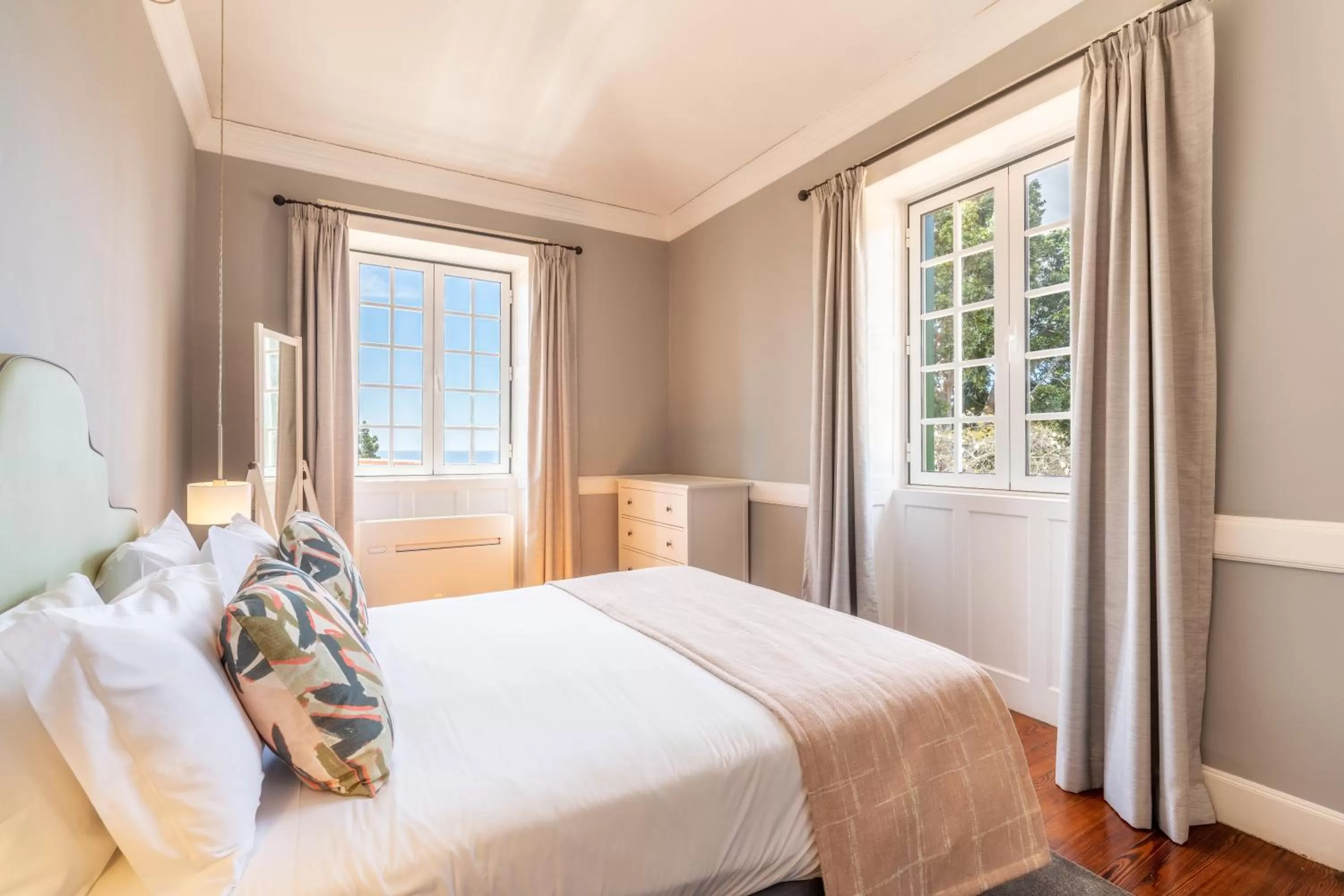 Bedroom, Bed in The Wine Lodges by An Island Apart