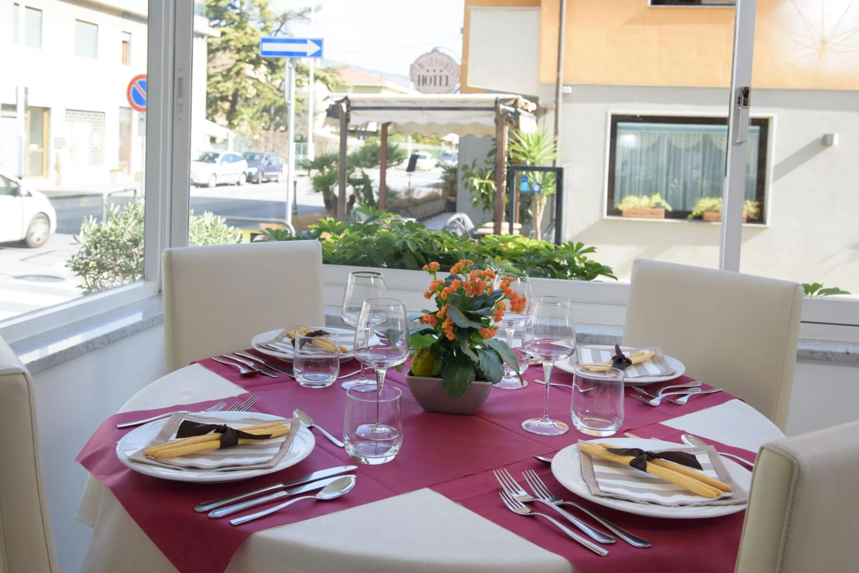 Restaurant/places to eat in Hotel Ristorante La Marina Mhotelsgroup
