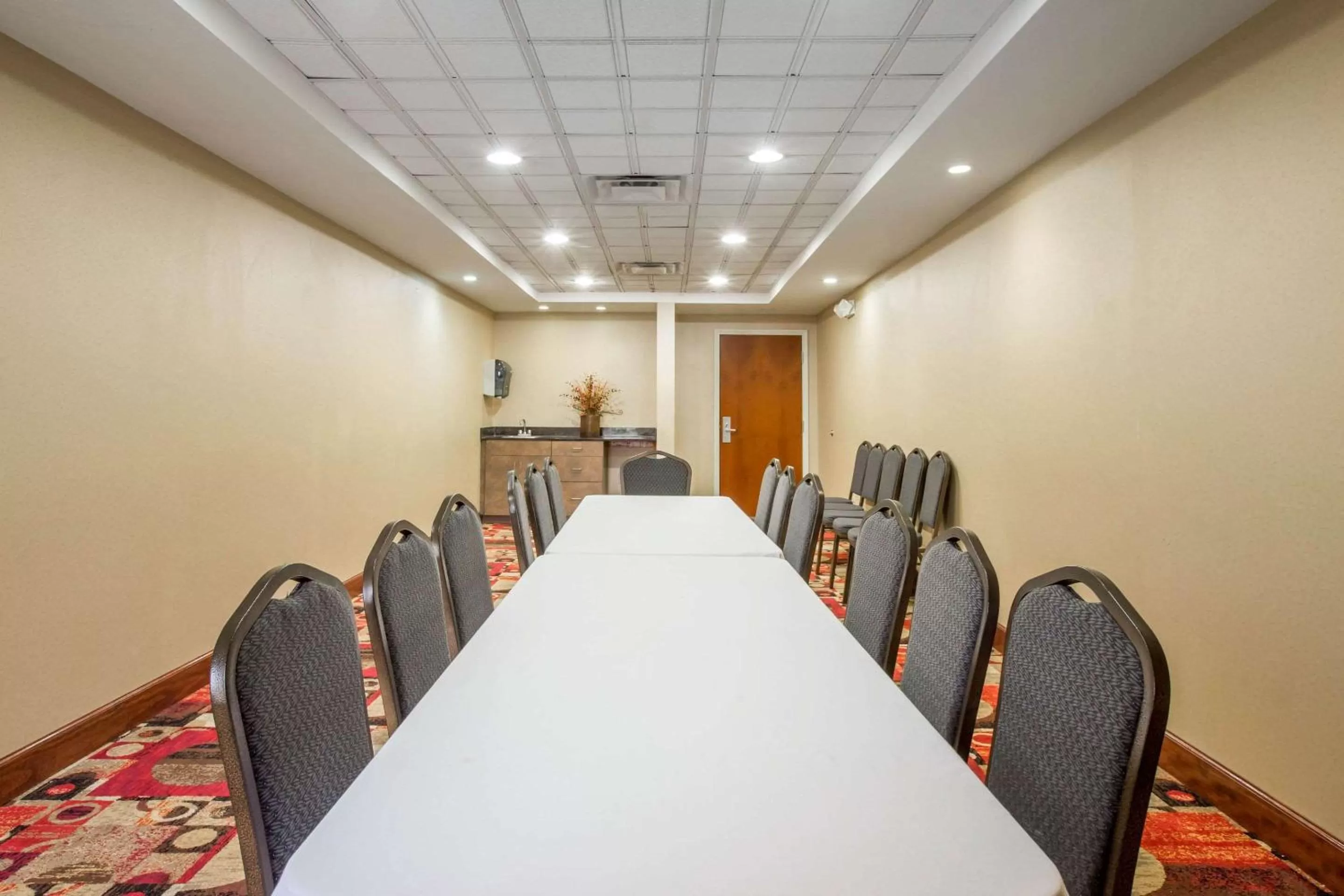 On site in Comfort Suites Golden Isles Gateway