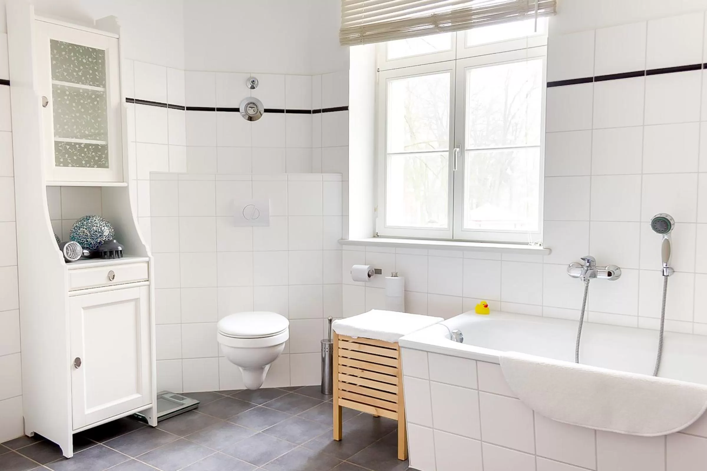 Bathroom in Gästehaus Schloss Plaue