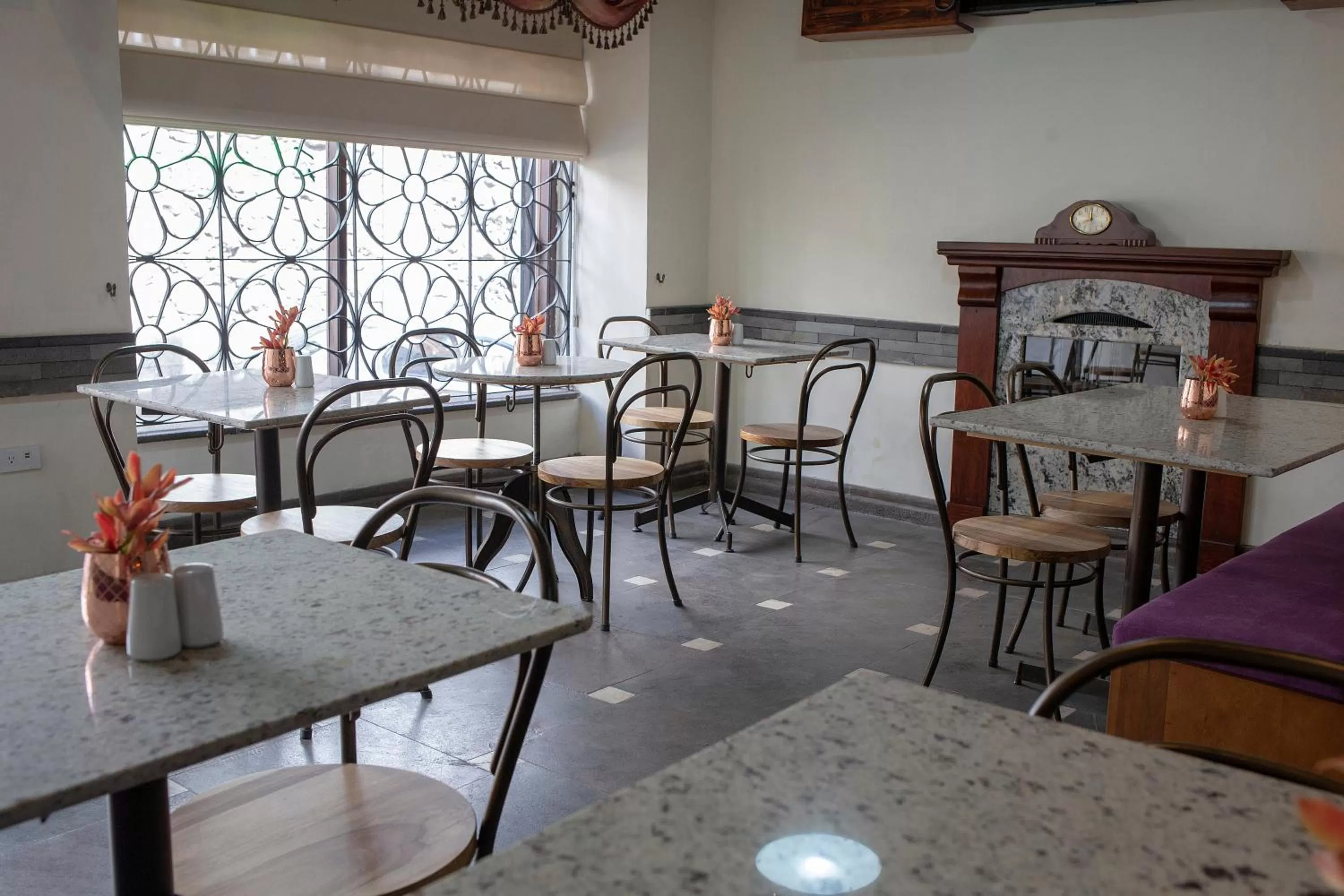 Restaurant/places to eat in Hotel Colonial San Agustin