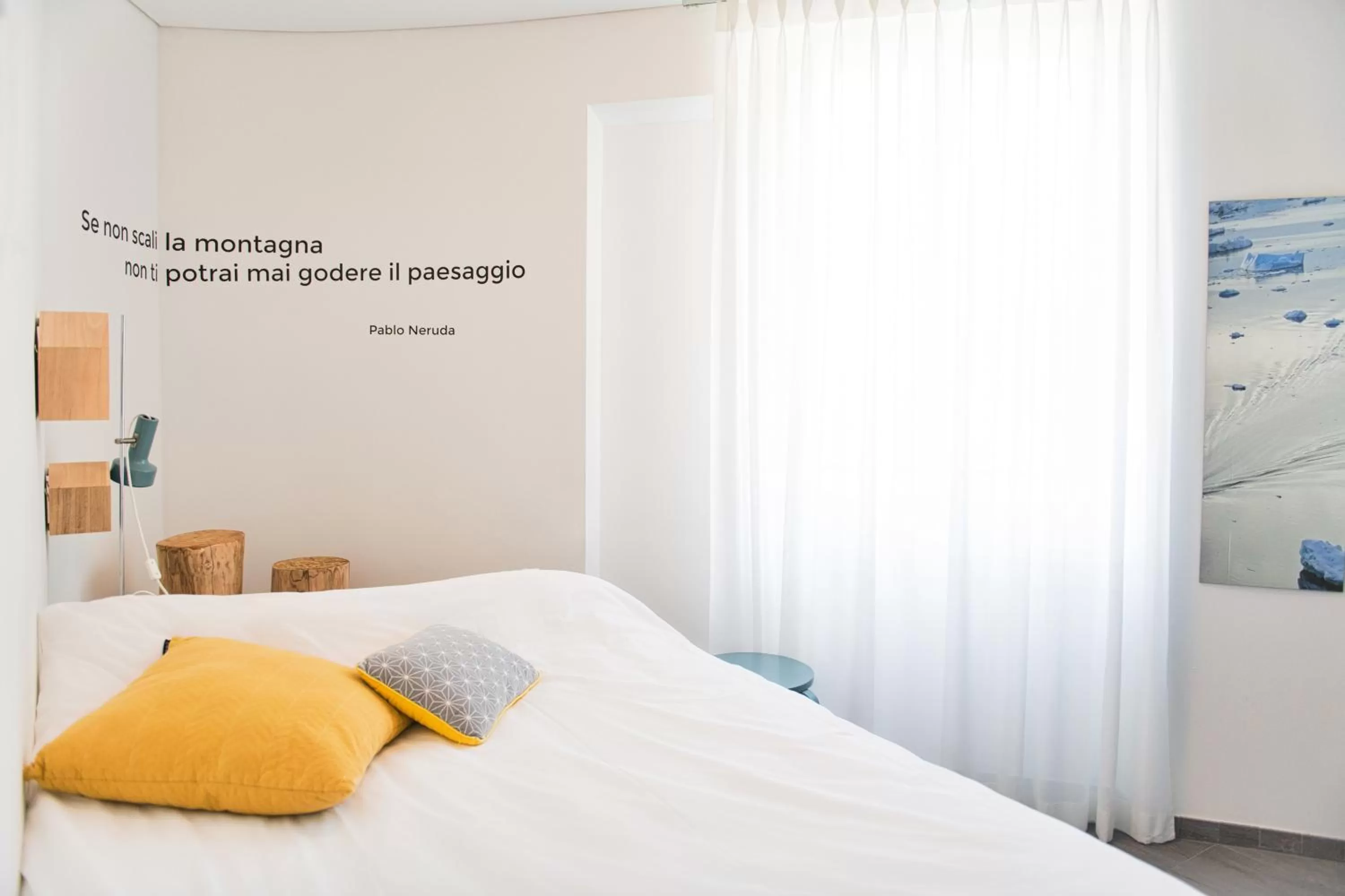 Single Room with Shared External Bathroom - single occupancy in Salotto Brè - Bed & Breakfast charming rooms