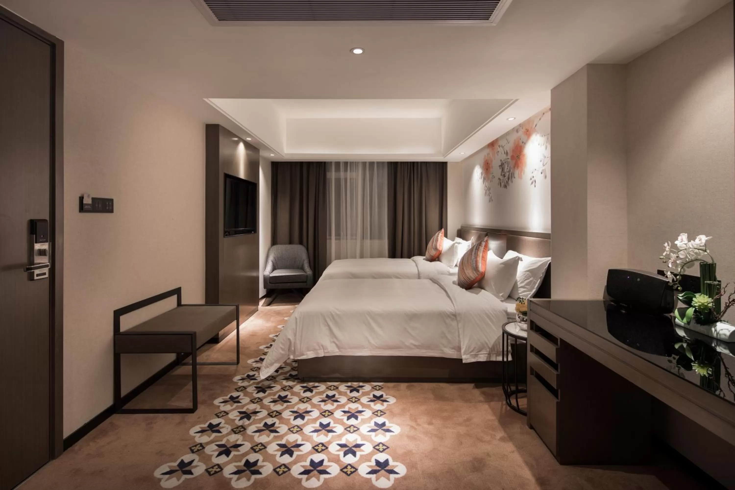 Bed in Paco Hotel Dongpu Guanghzou -Free Shuttle Bus for Canton Fair