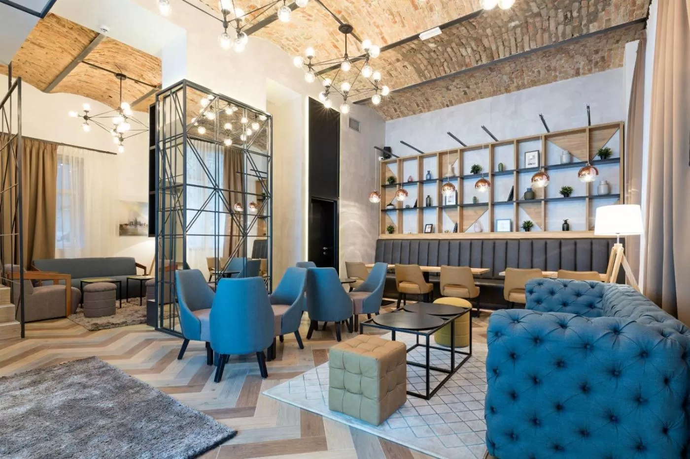 Communal lounge/ TV room in Capital Hotel Garni