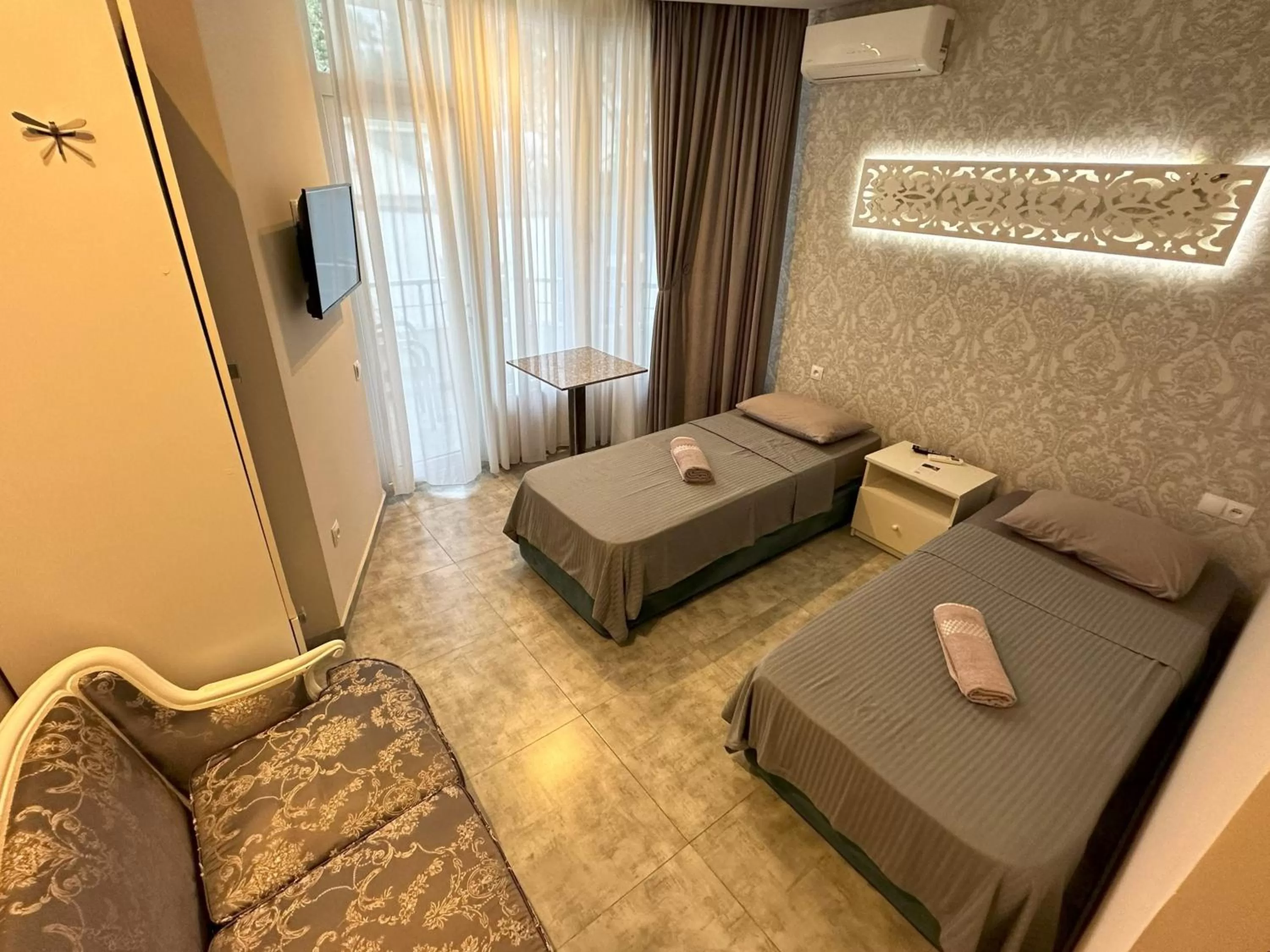 Photo of the whole room, Seating Area in National+