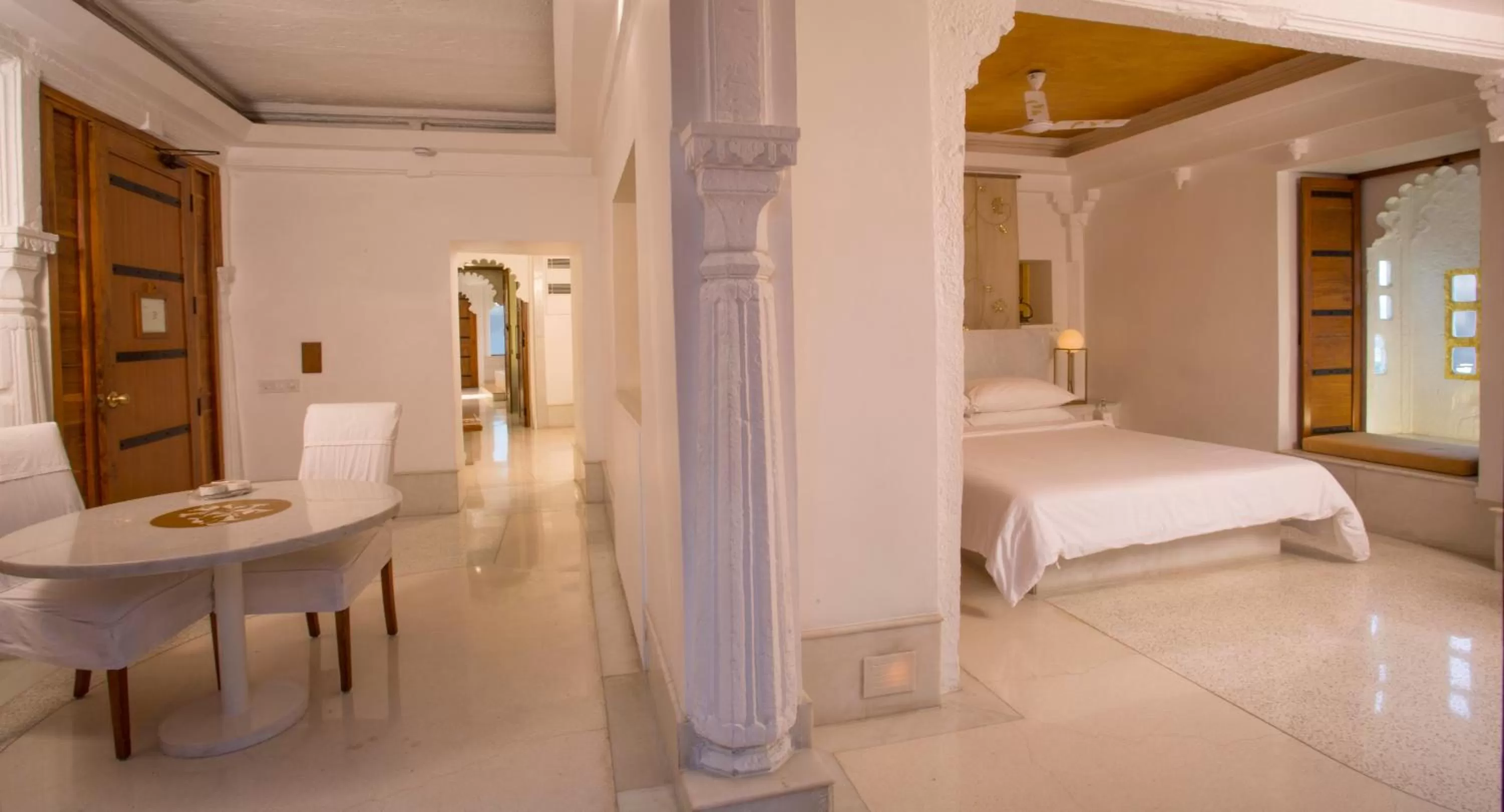 Photo of the whole room, Bed in RAAS Devigarh