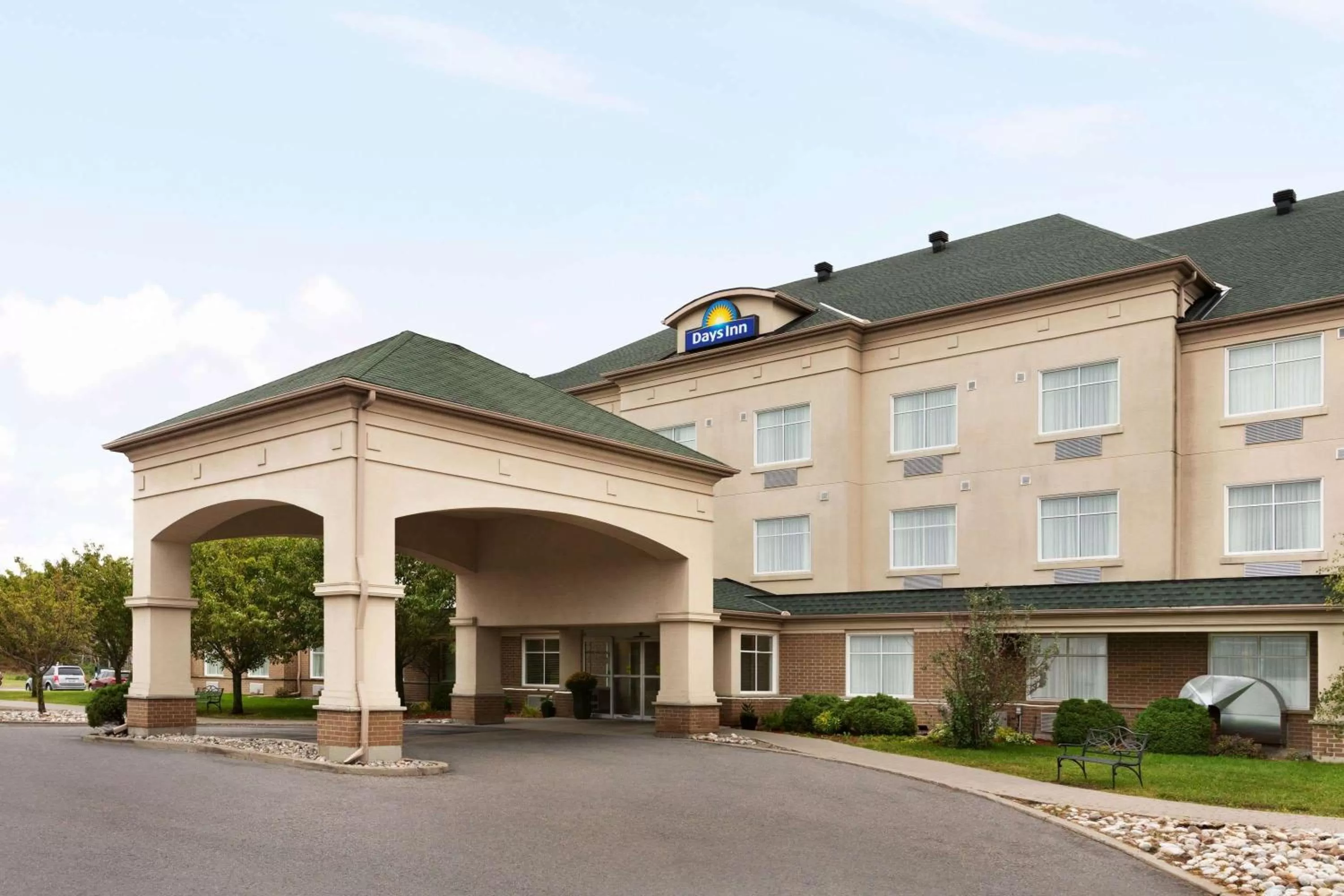 Property building in Days Inn by Wyndham Ottawa Airport