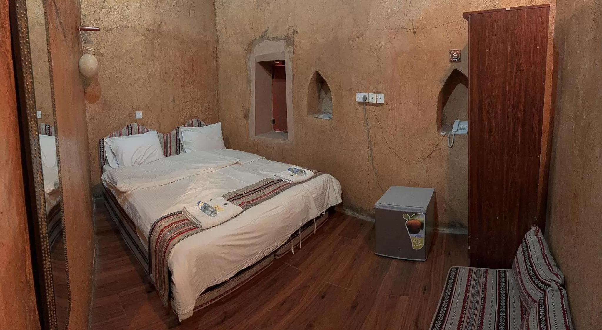 Bed in Nizwa Heritage Inn