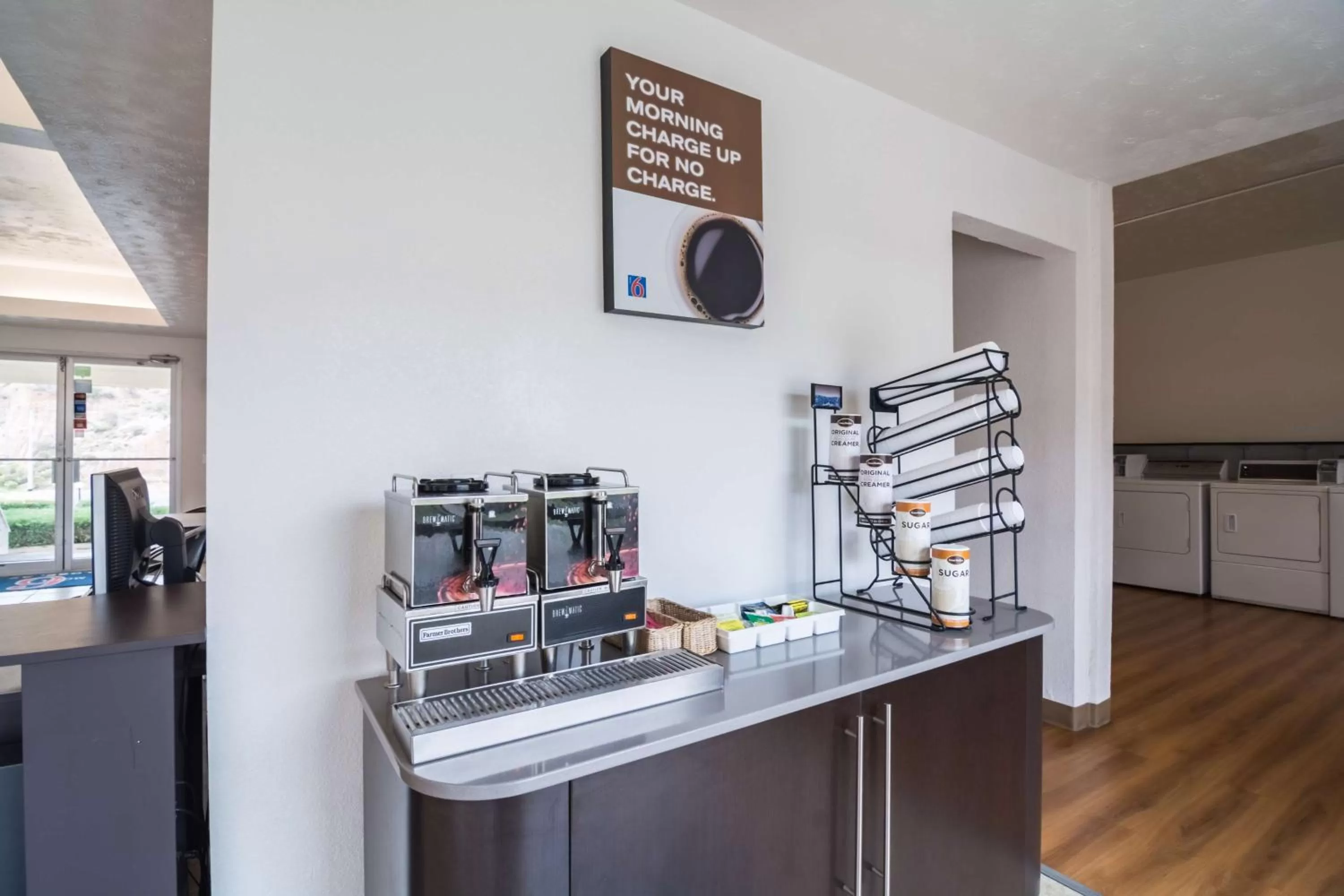 Coffee/tea facilities in Motel 6-Globe, AZ