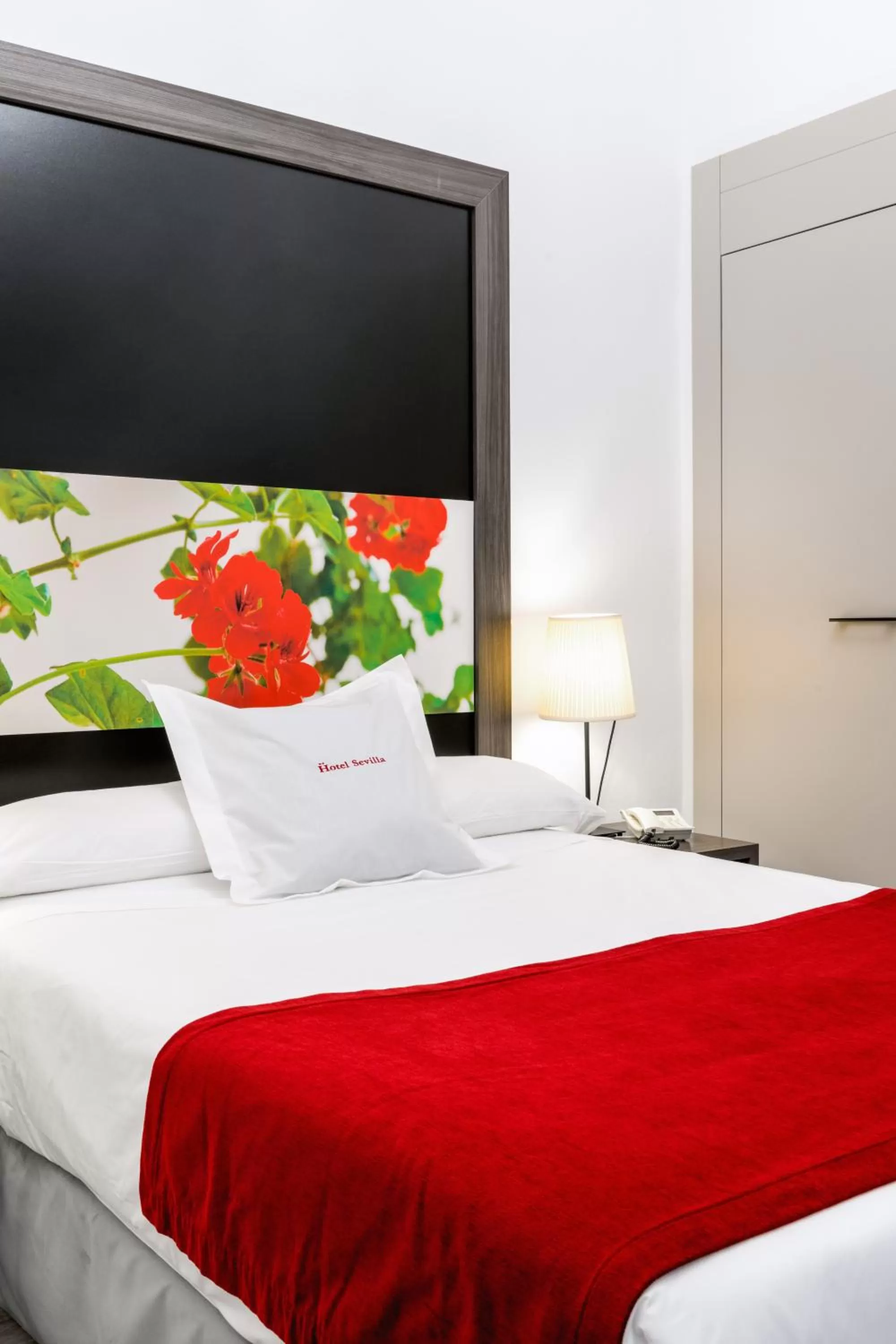 Bed in Hotel Sevilla