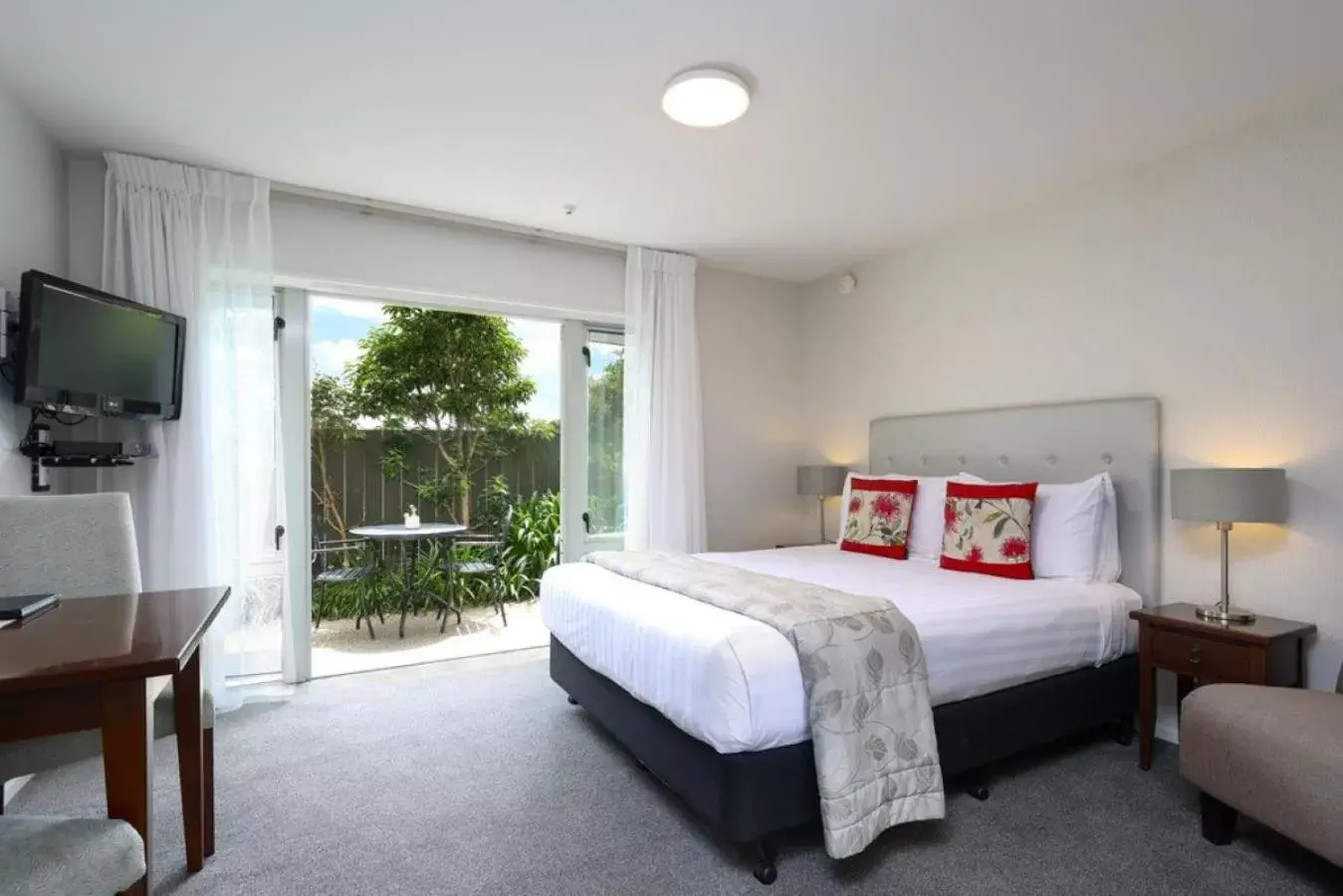 Queen Studio in Chelsea Park Motor Lodge Queen Studio in Chelsea Park Motor Lodge