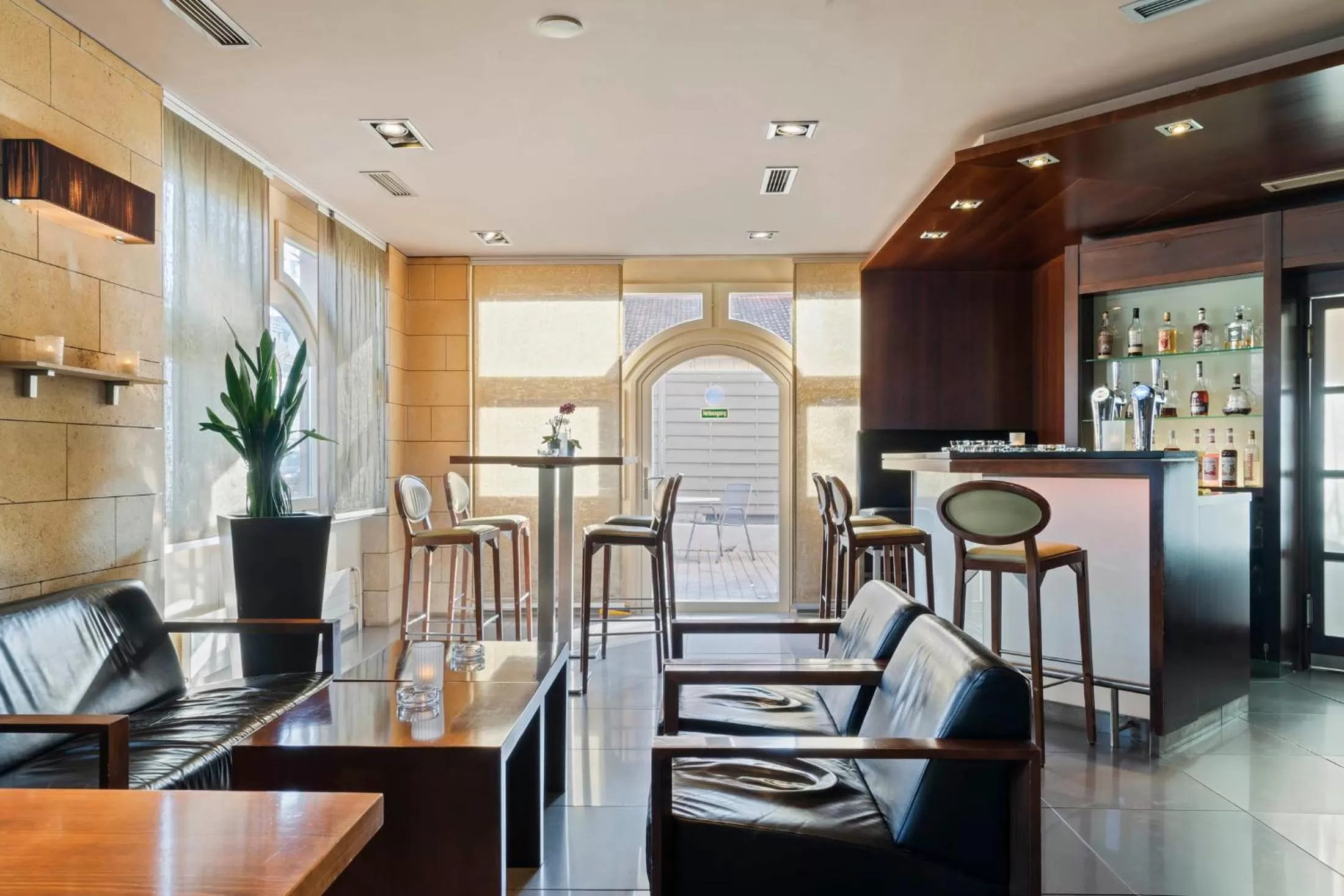 Lobby or reception in Hotel Conti Dietikon