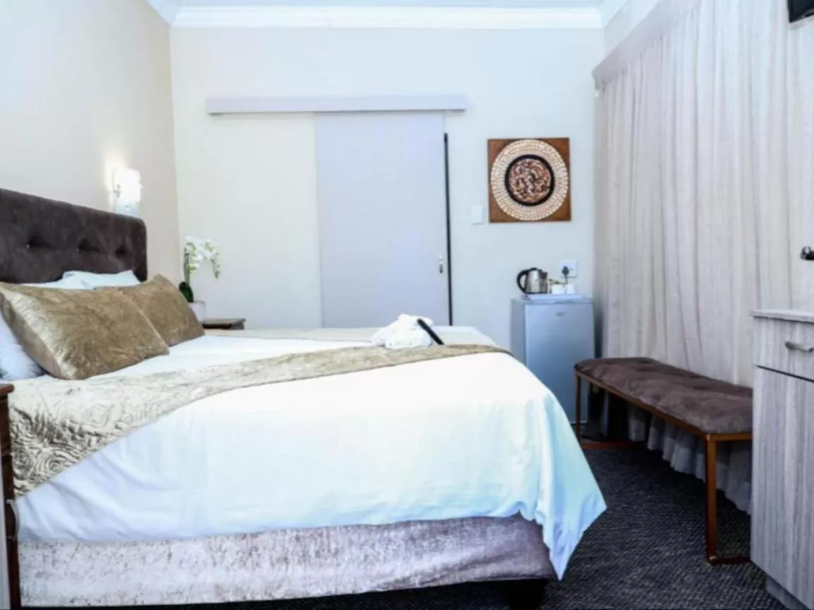 Photo of the whole room, Bed in Morning flair Bed and Breakfast