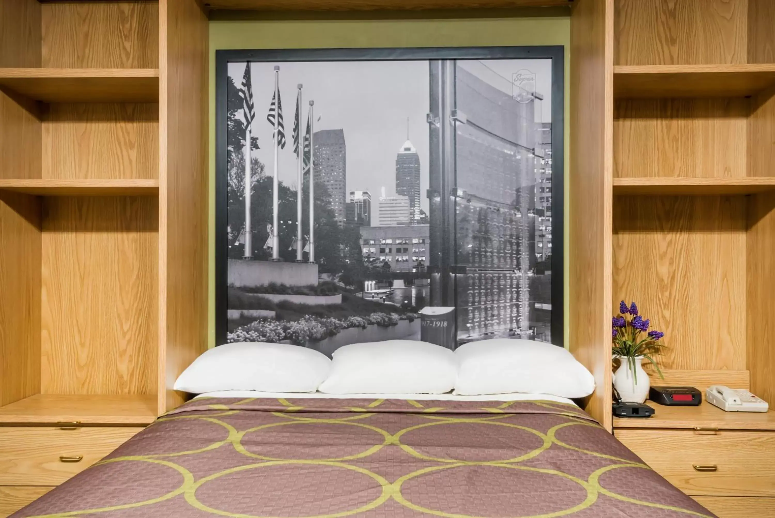 Queen Studio Suite - Non-Smoking in Super 8 by Wyndham Jasper Queen Studio Suite - Non-Smoking in Super 8 by Wyndham Jasper