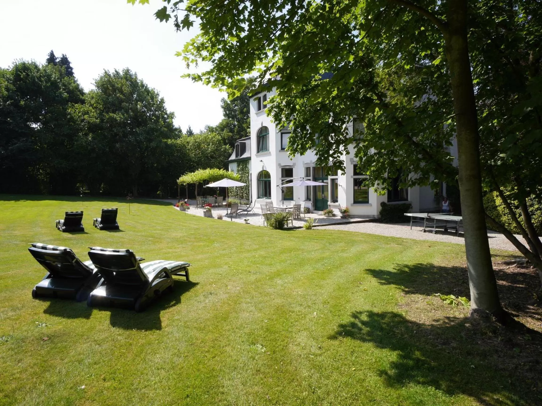 Property building, Garden in L'Étape Fagnarde - Bed, Breakfast & Sauna